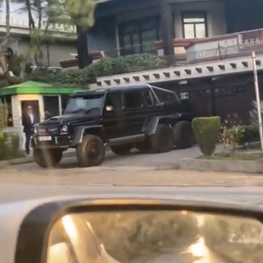 Mercedes-AMG Brabus G 900 XLP 6x6 Adventure Superblack
