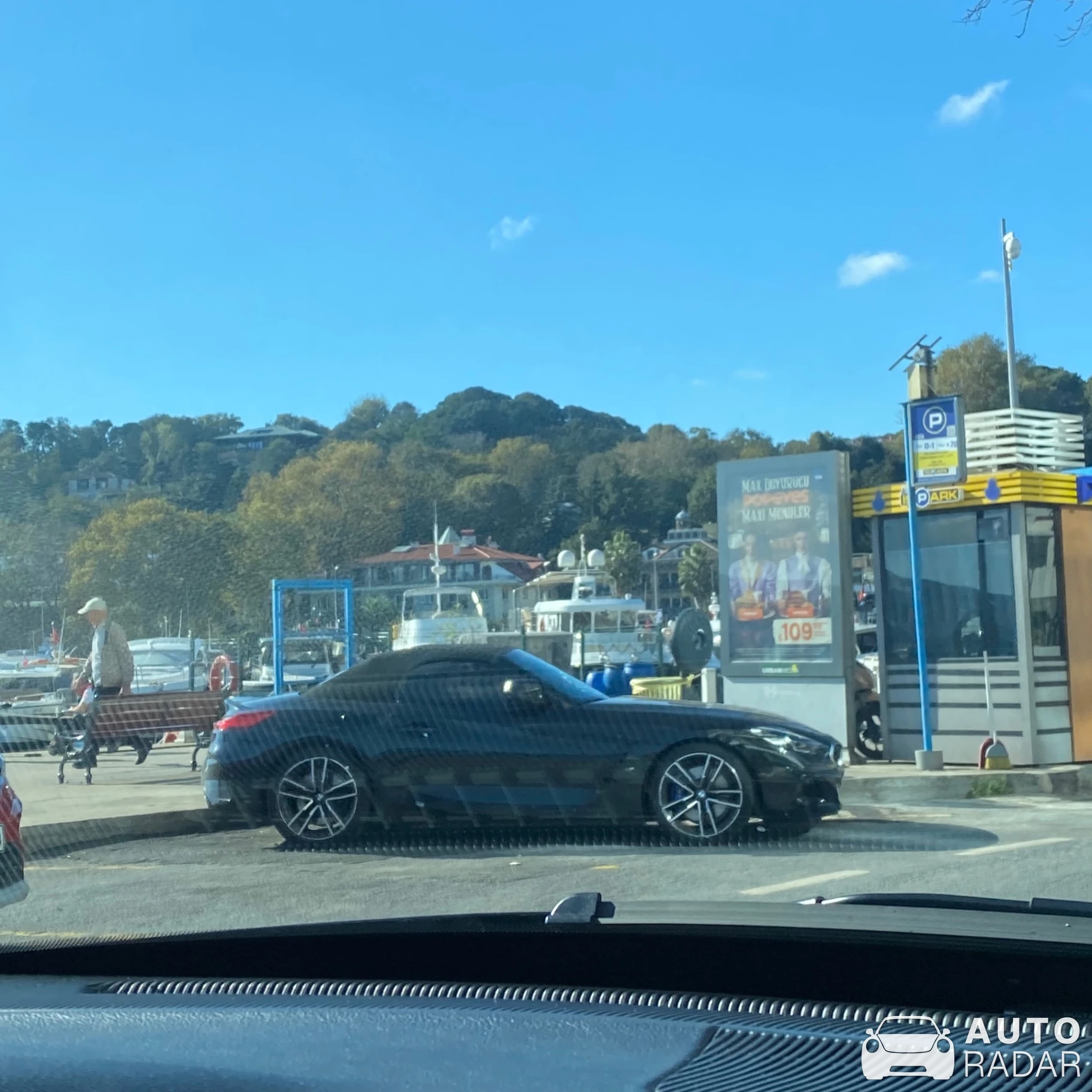 BMW Z4 M Roadster spotted in Sarıyer, Türkiye