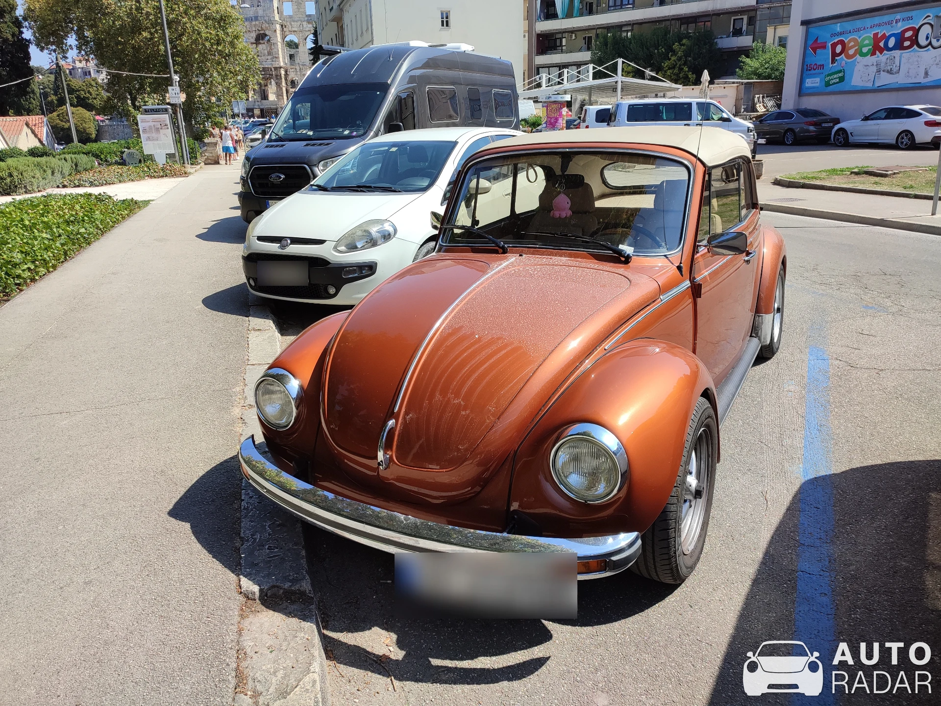 Volkswagen Beetle spotted in Koper