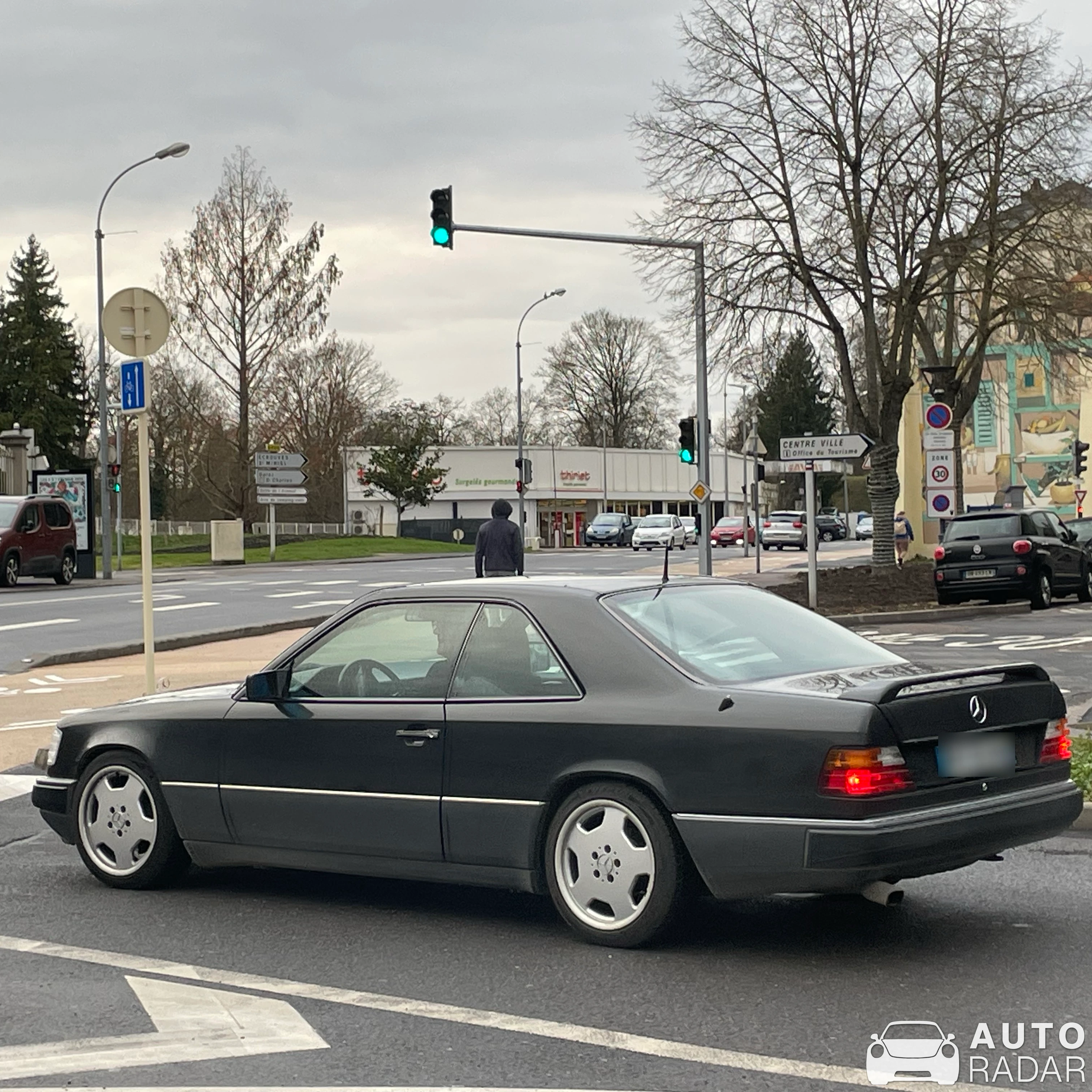 Mercedes-Benz E 36 AMG Coupé C124 spotted in Toul, France