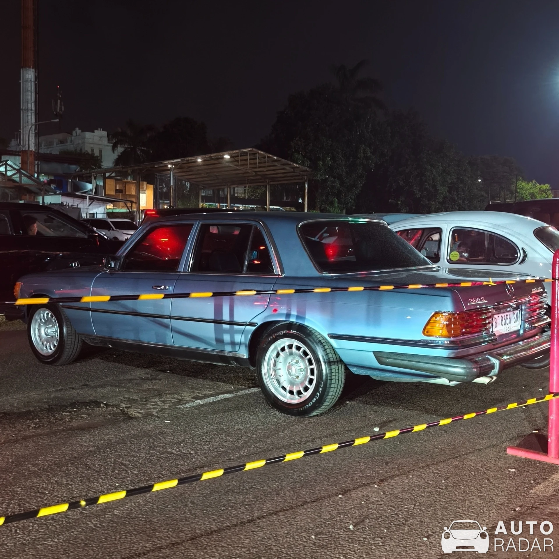 Mercedes-Benz 350 SE W116 spotted
