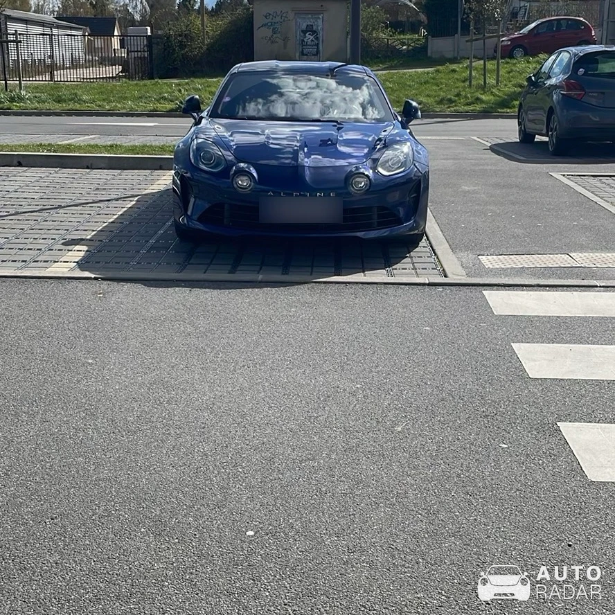 Alpine A110 GT 2022 spotted in Forges-les-Eaux