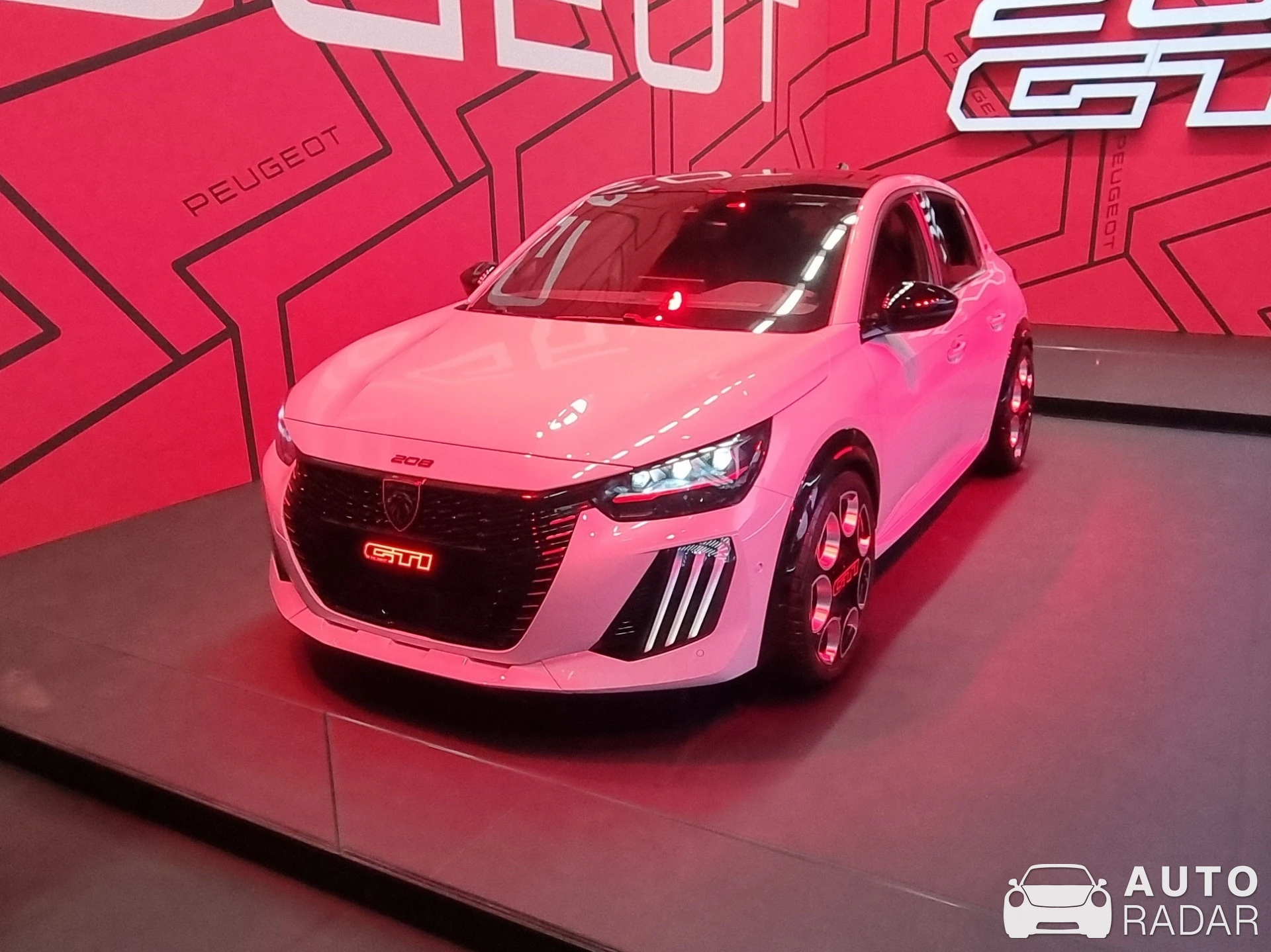 Peugeot 208 GTI spotted in Brussels