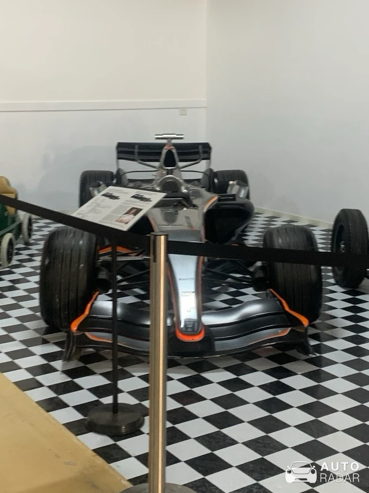 McLaren MP4-21 spotted in Kembla Grange