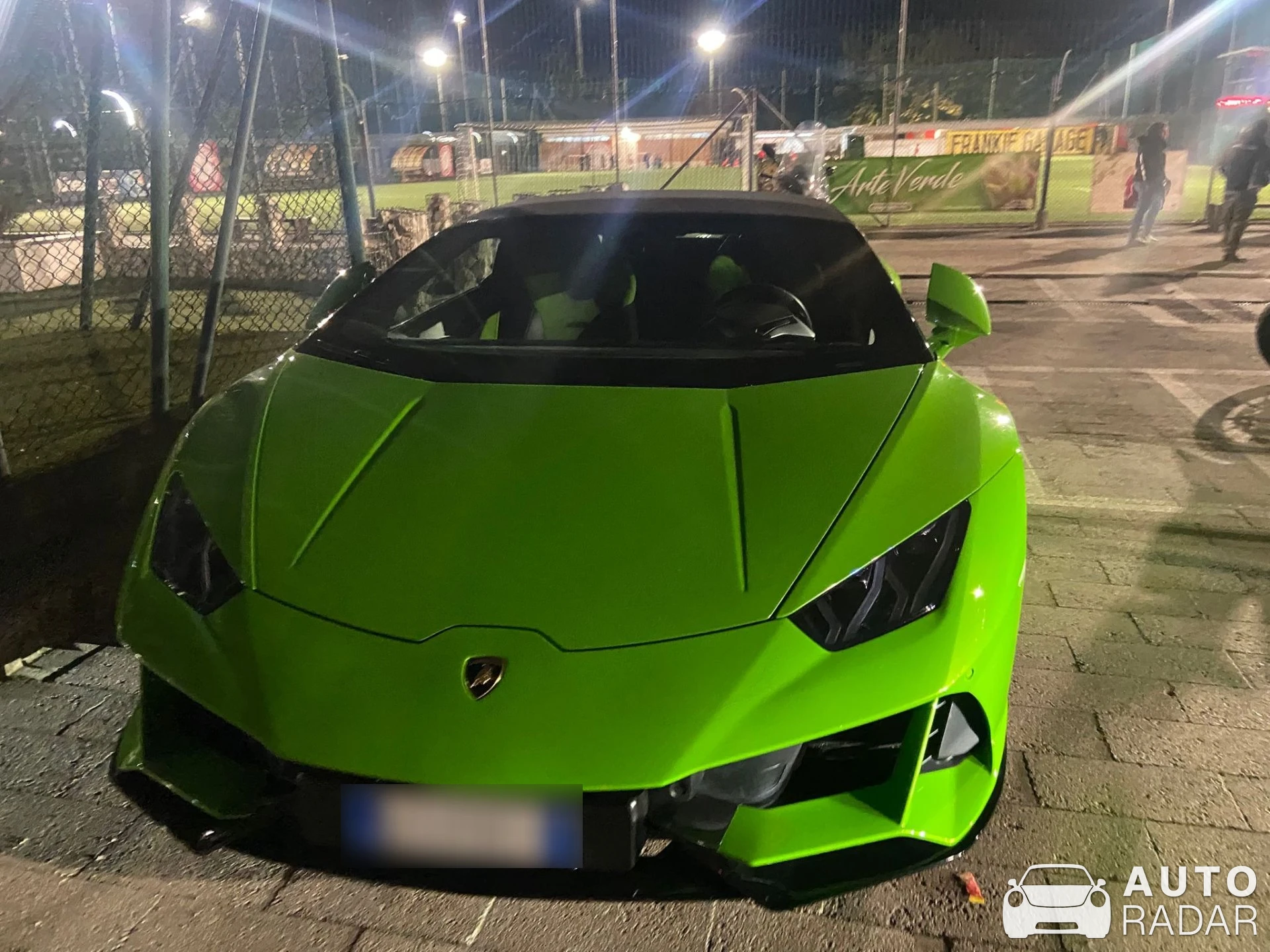 Lamborghini Huracán LP640-4 EVO Spyder spotted in Rome, Italy