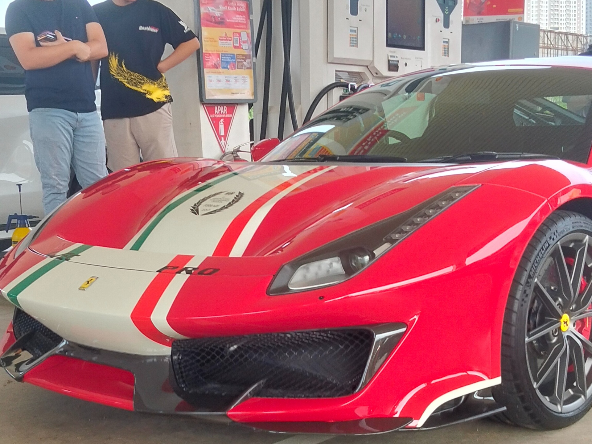 Ferrari 488 Pista Piloti