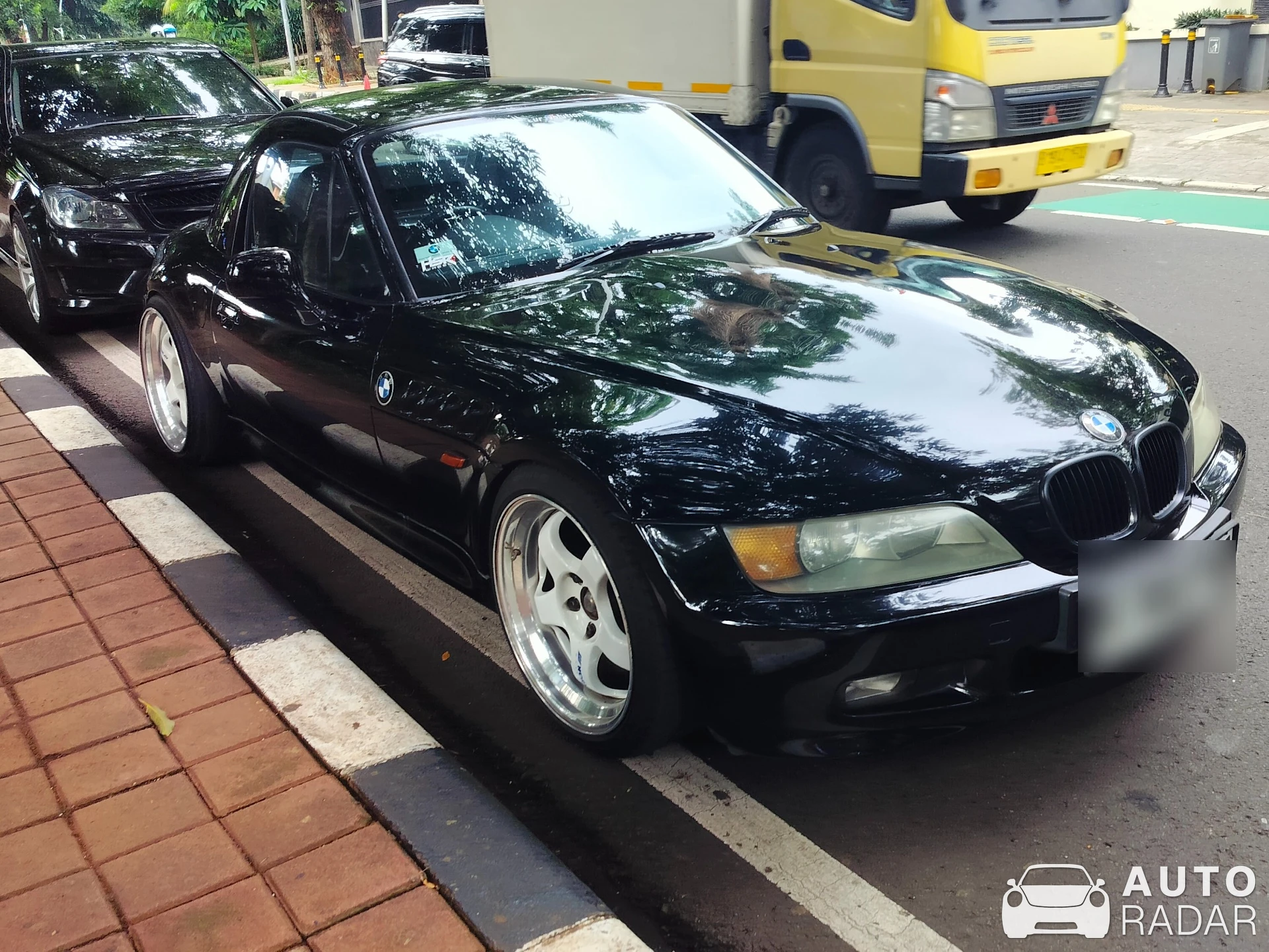 BMW Z3 spotted in Kota Jakarta Selatan, Indonesia