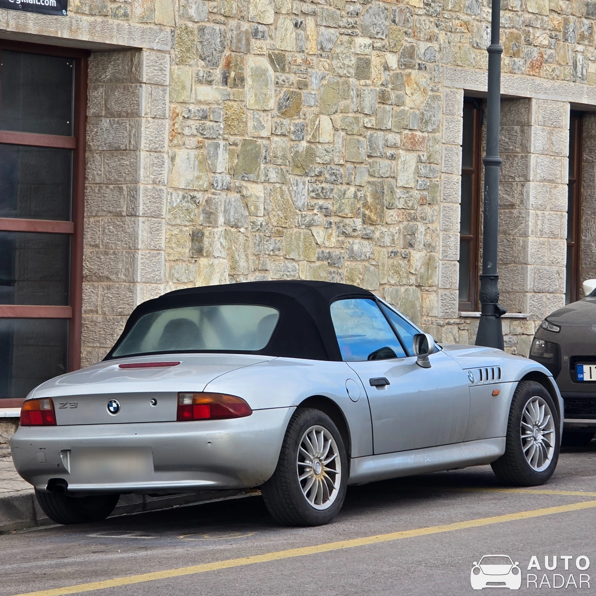 BMW Z3 spotted in Arachova, Greece