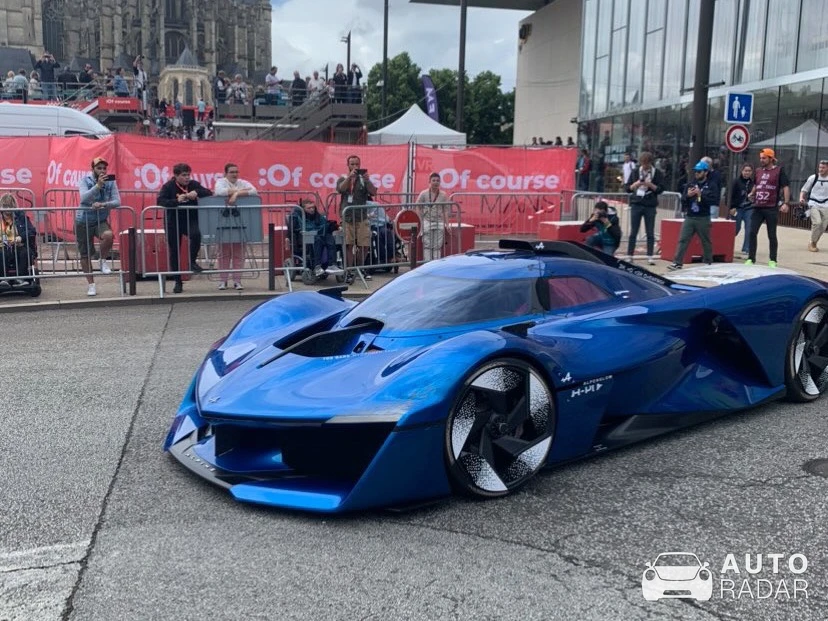 Alpine Alpenglow spotted in Le Mans, France