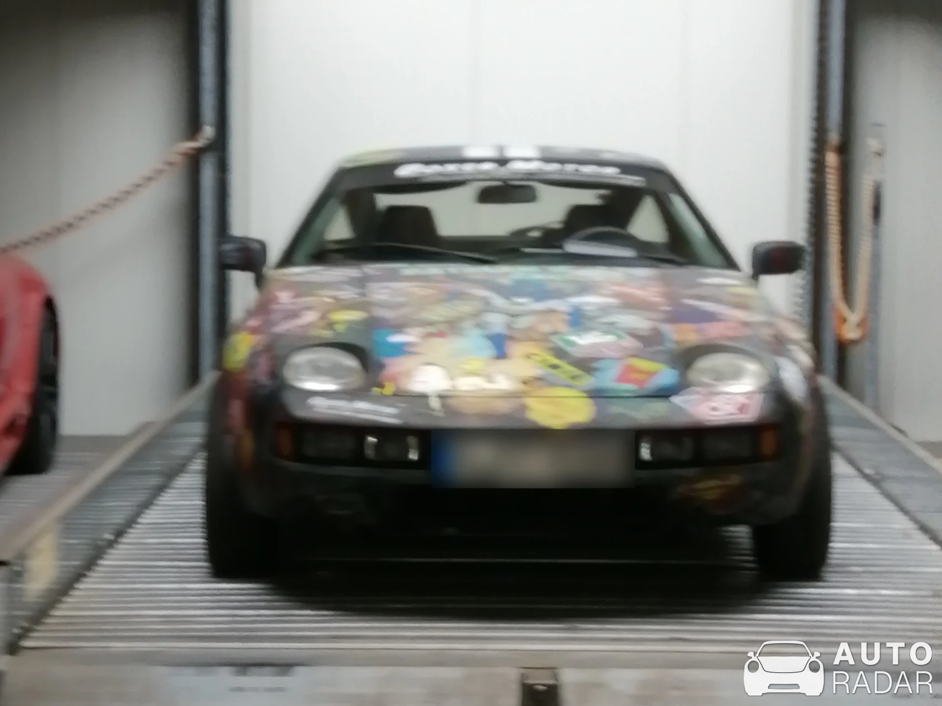 Porsche 928 S spotted in Berlin