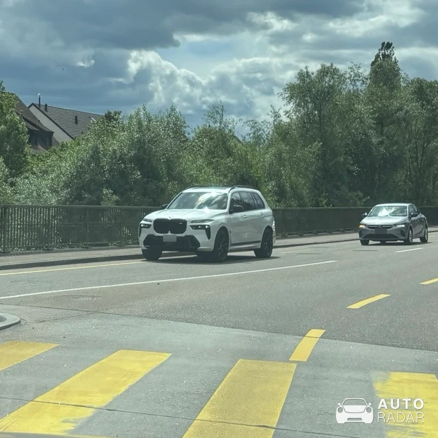 BMW X7 M60i xDrive G07 spotted in Zwingen