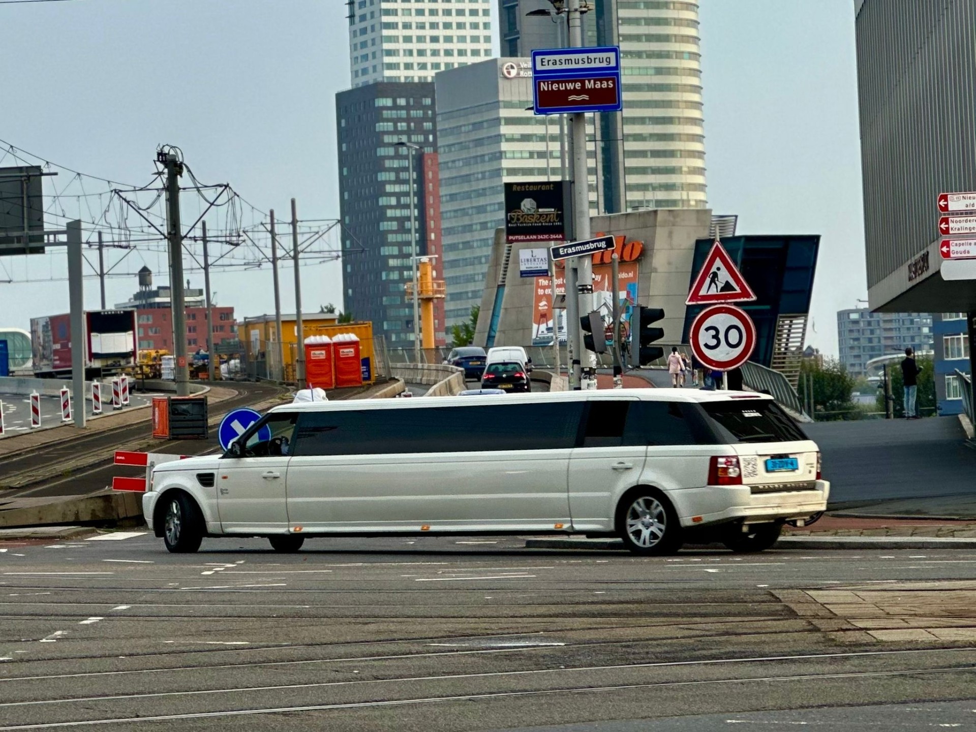 Land Rover Range Rover Limousine