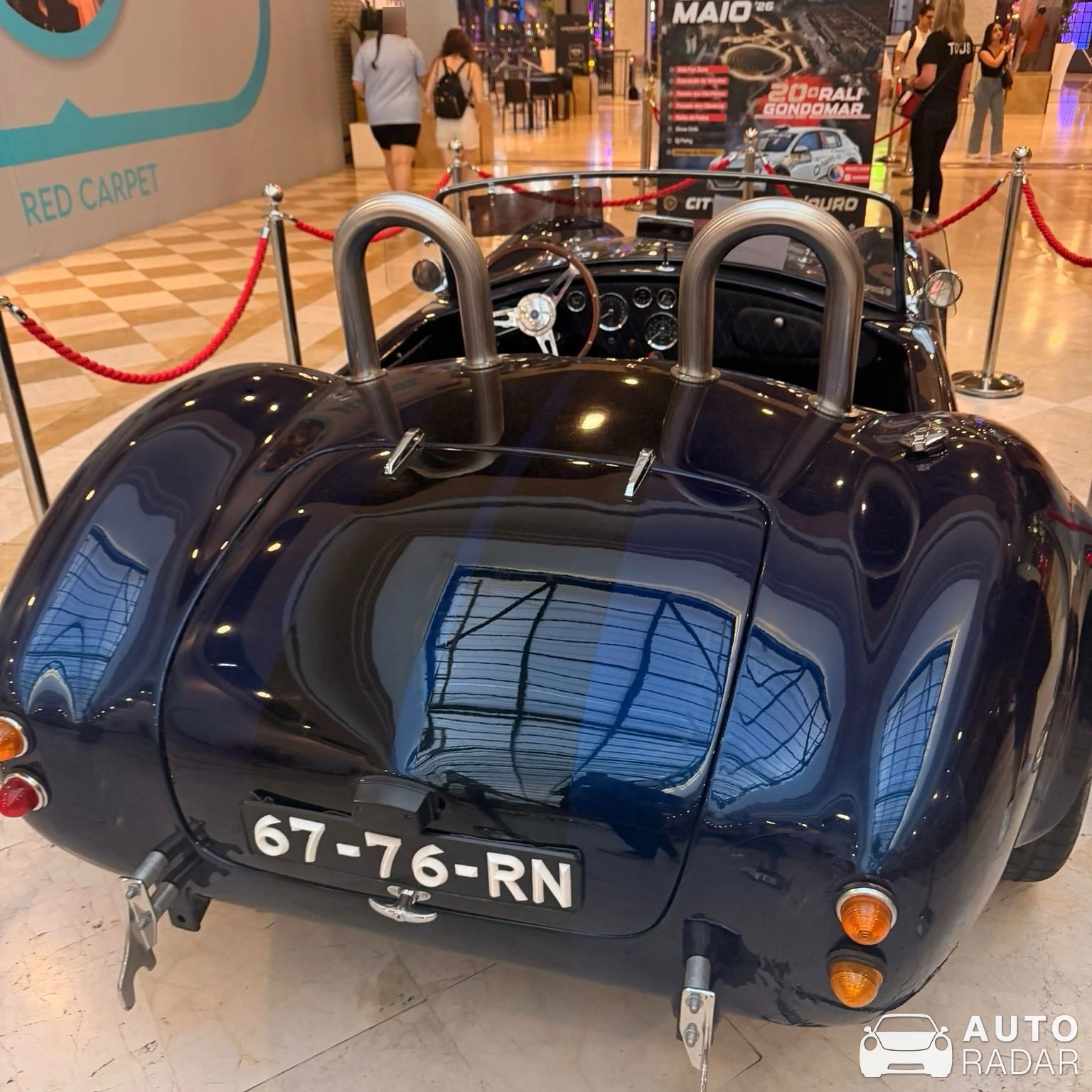 Shelby Cobra 427 spotted in Paços de Ferreira
