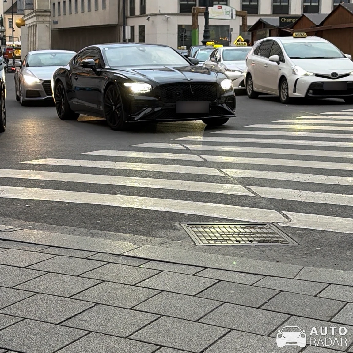 Bentley Continental GT 2025 spotted in Wien