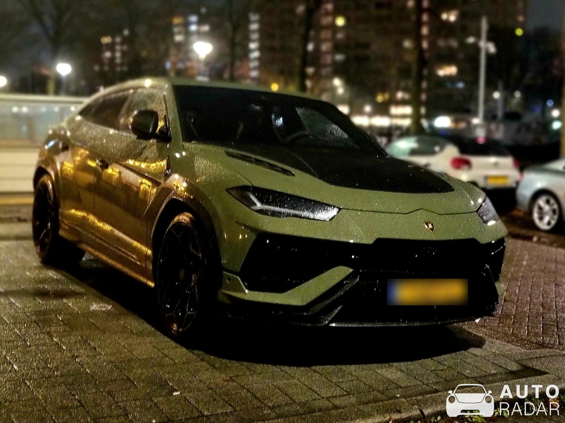 Lamborghini Urus Performante spotted in Rotterdam, Netherlands