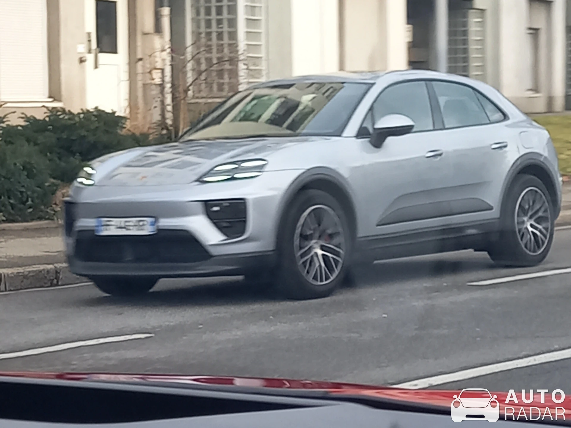 Porsche Macan spotted in Annecy, France
