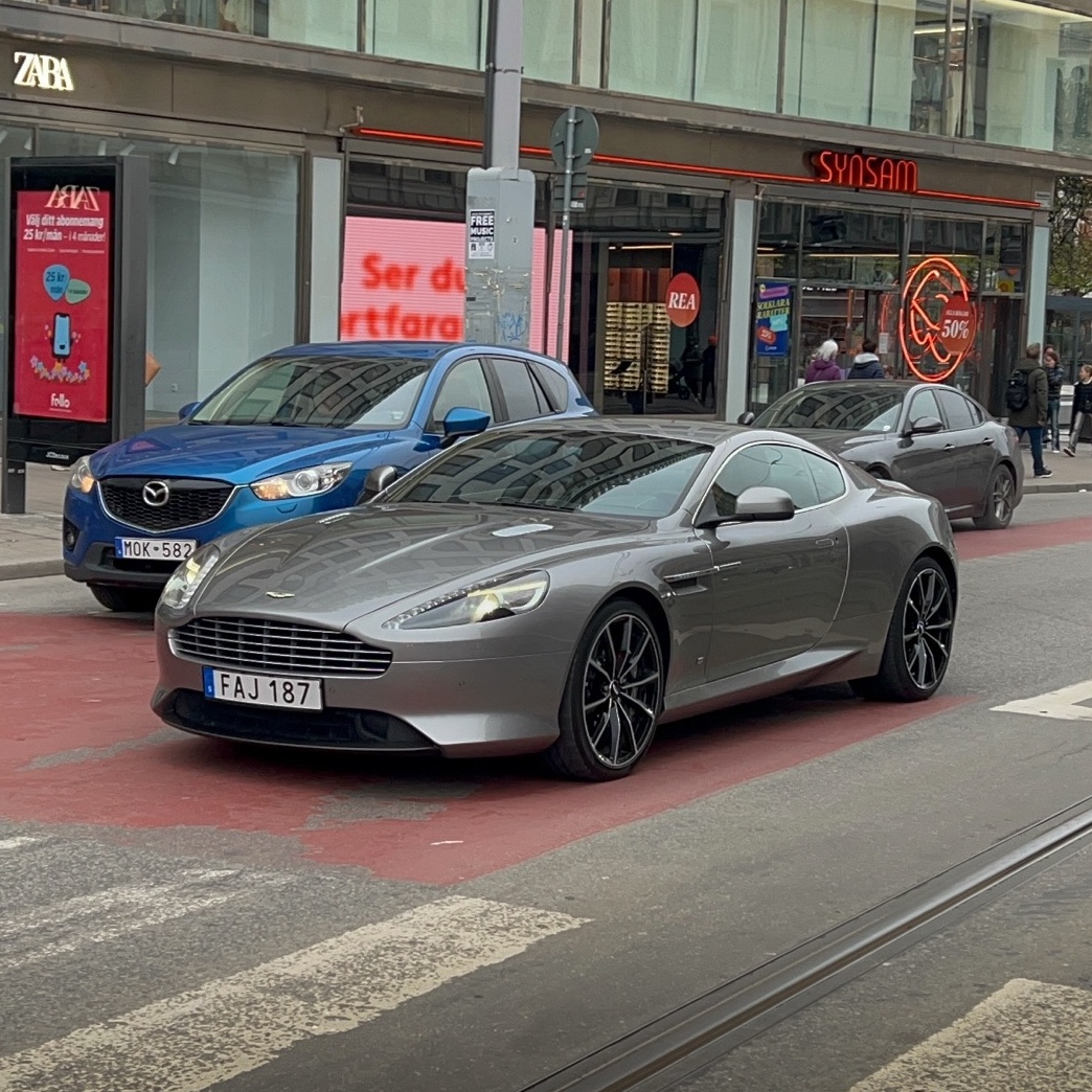 Aston Martin DB9 GT 2016