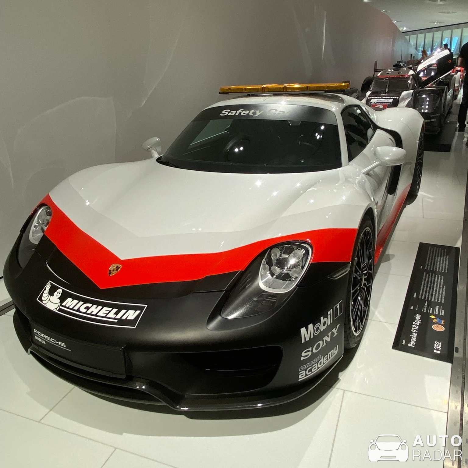 Porsche 918 Spyder spotted in Stuttgart, Vokietija
