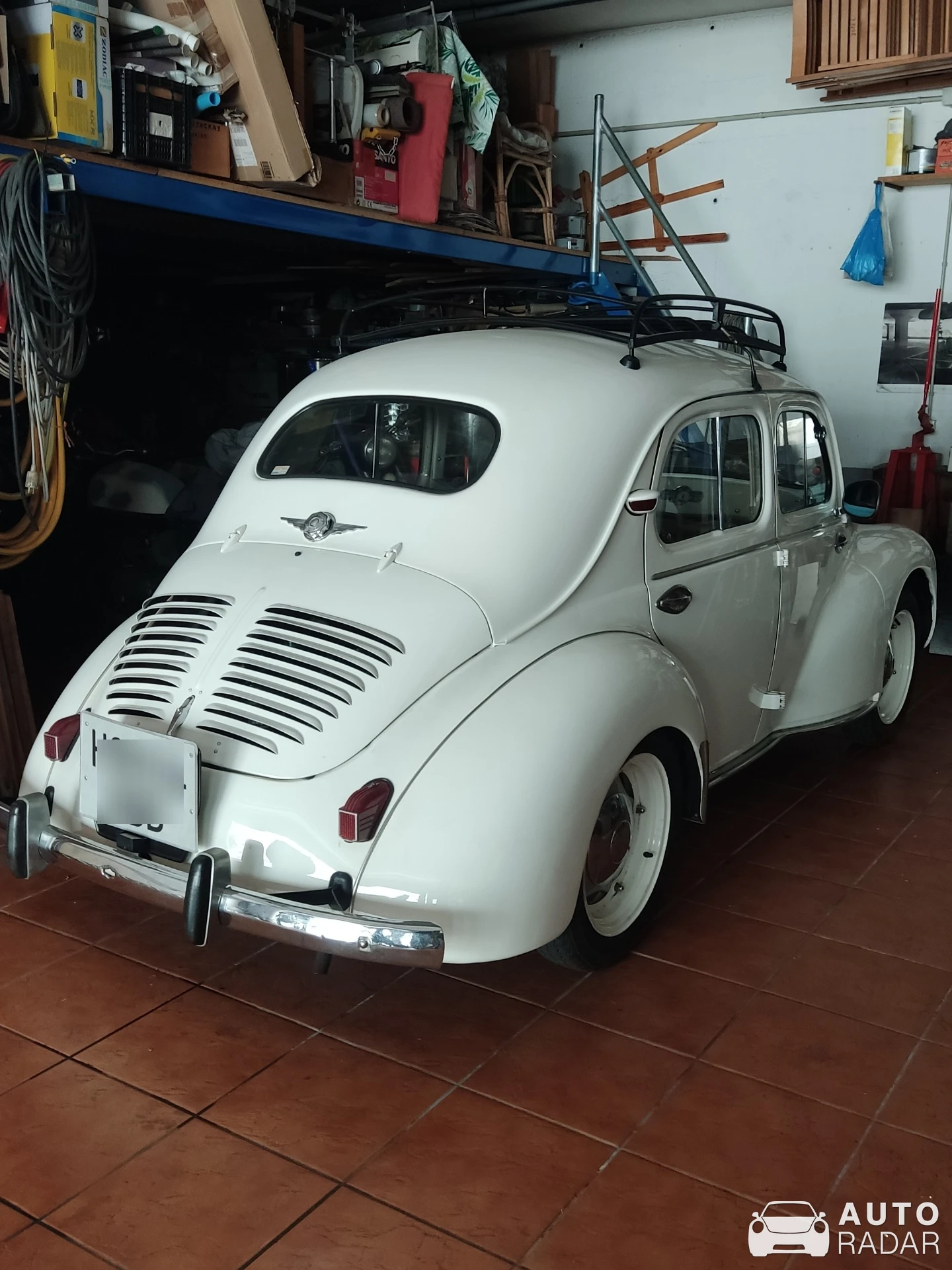 Renault 4CV spotted in Riells i Viabrea, España