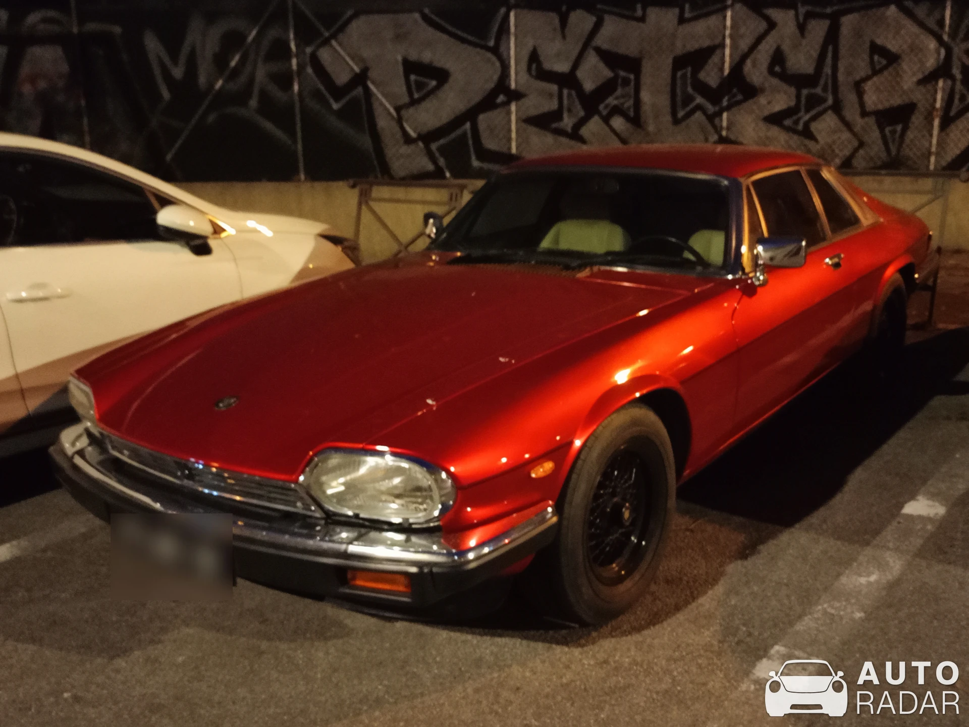 Jaguar XJS spotted in Marseille, France