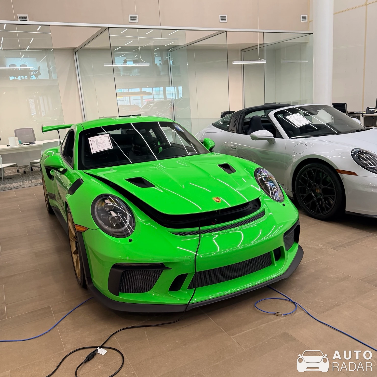 Porsche 991 GT3 RS MkII spotted in Mont-Royal, Canada