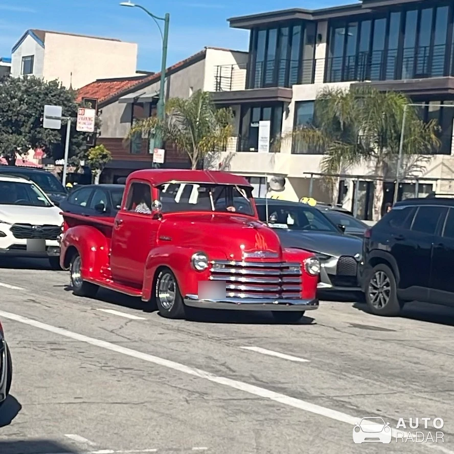 Chevrolet 3100 Advance Design spotted in Hermosa Beach, United States