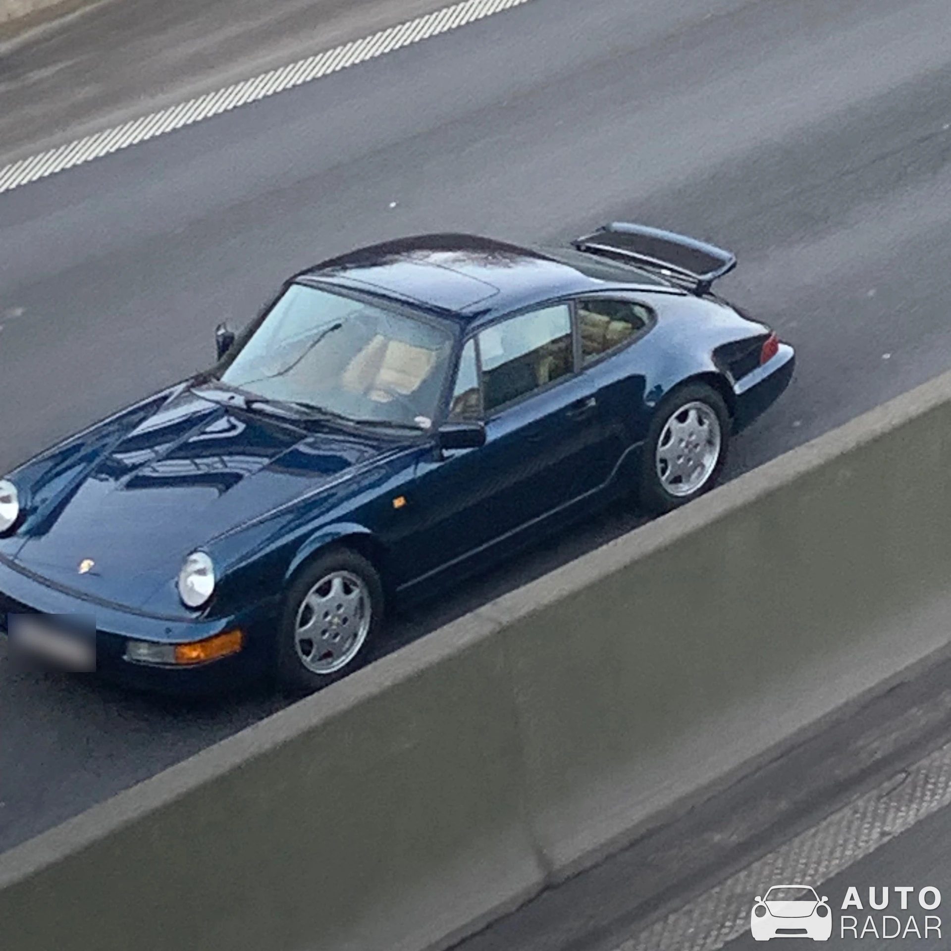 Porsche 964 Carrera spotted in Antwerpen, België