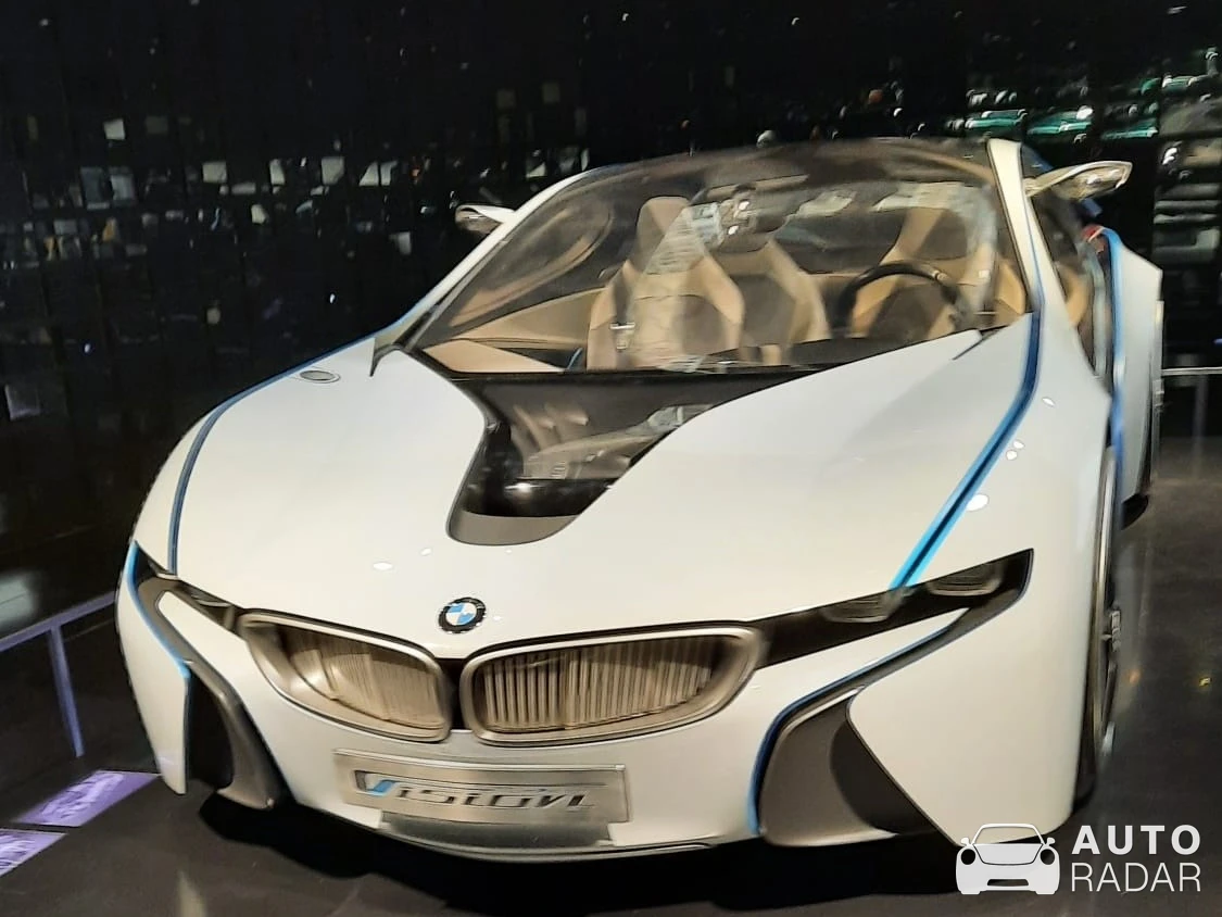 BMW Vision EfficientDynamics spotted in München