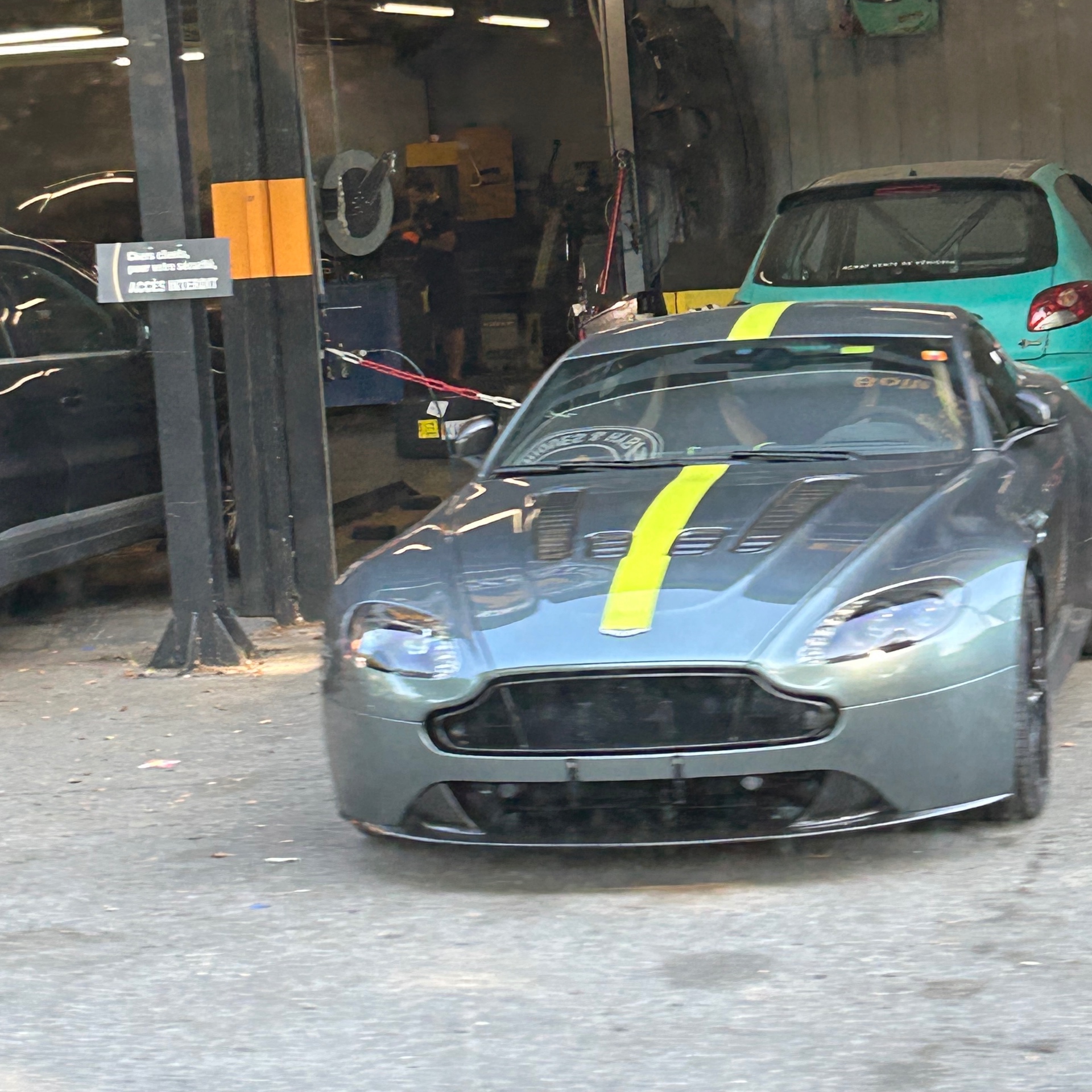 Aston Martin V8 Vantage GT