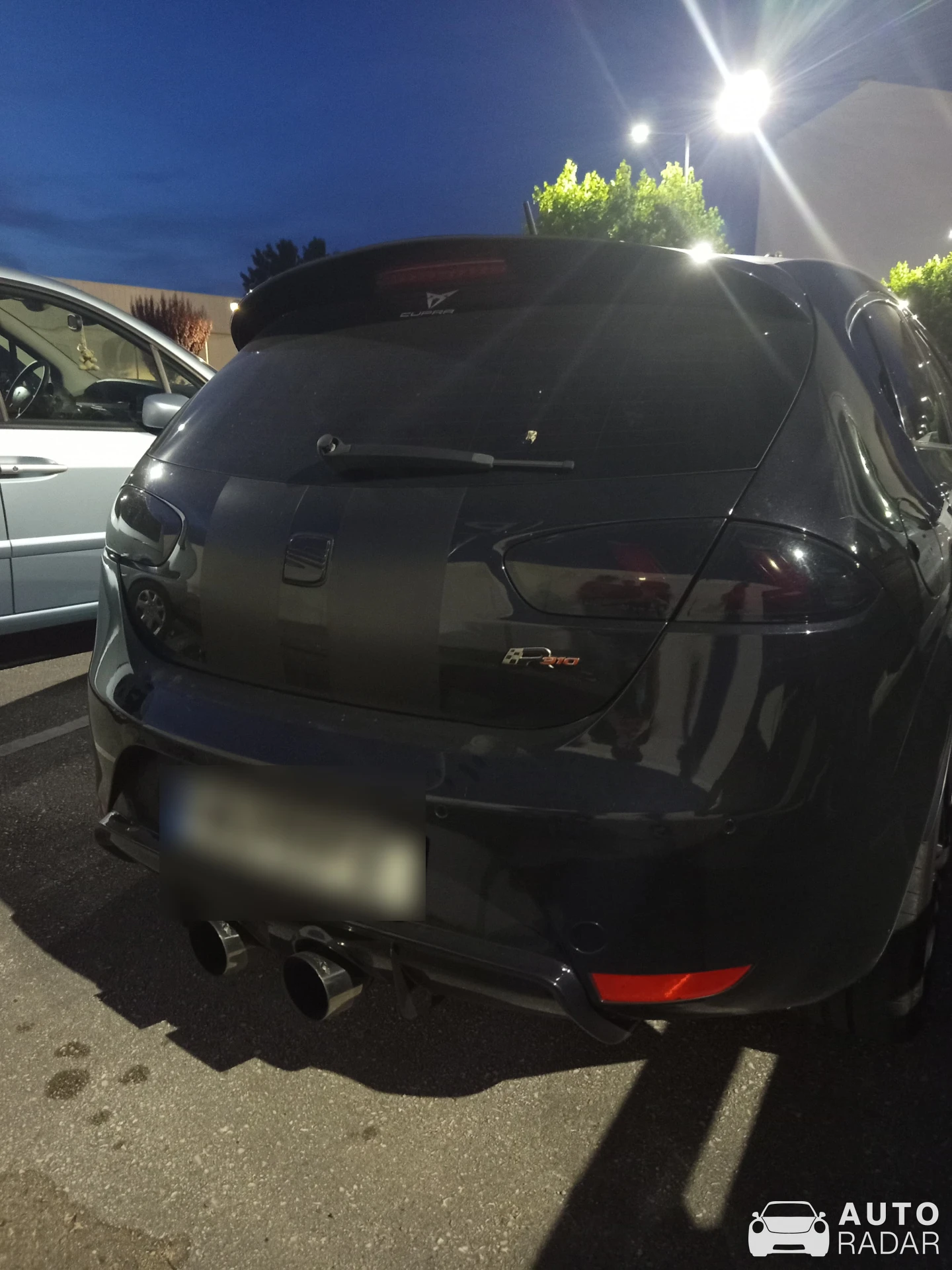 SEAT Leon Cupra R spotted in Lousã, Portugal