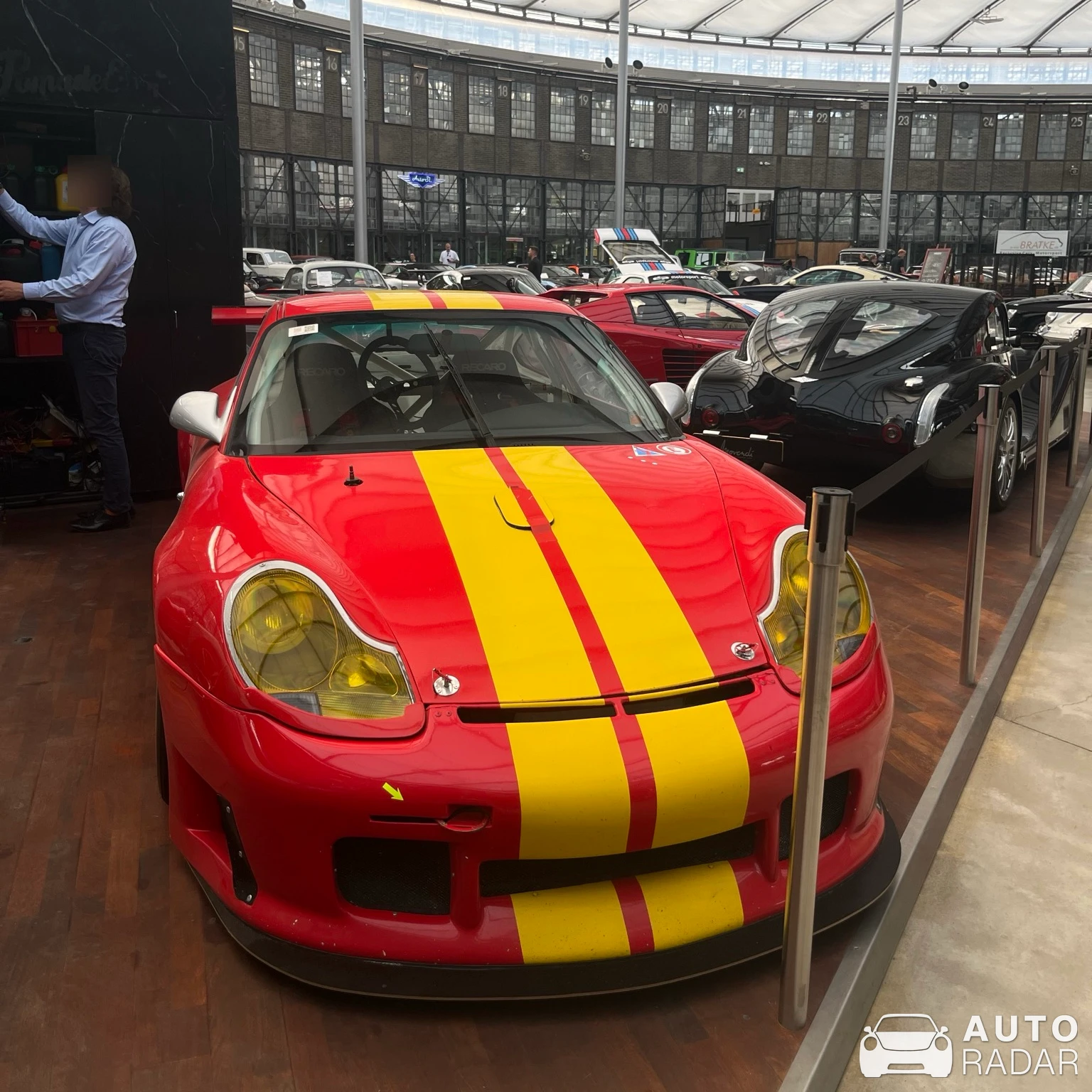 Porsche 996 GT3 RSR spotted in Düsseldorf
