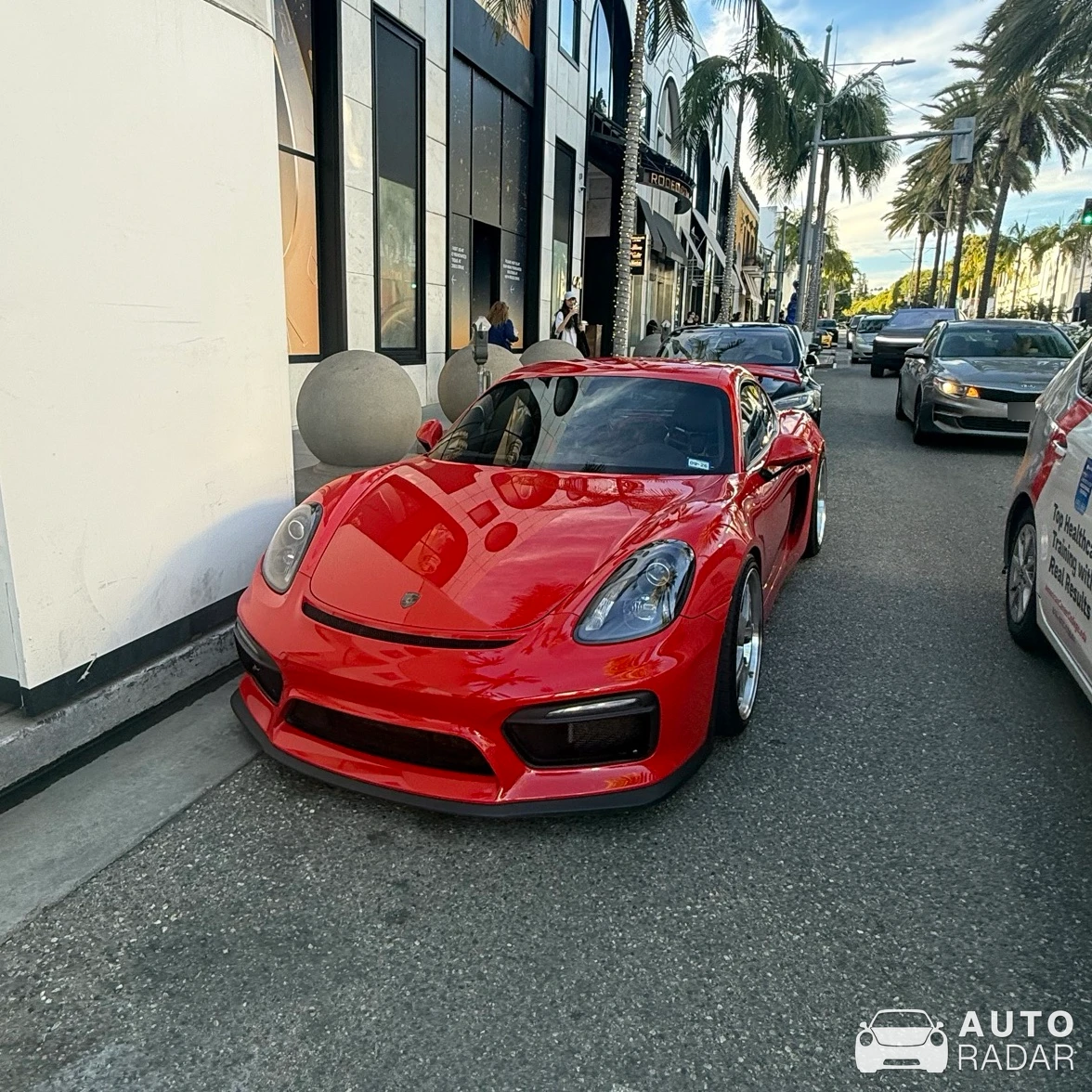 Porsche 981 Cayman GT4 spotted in Beverly Hills, United States