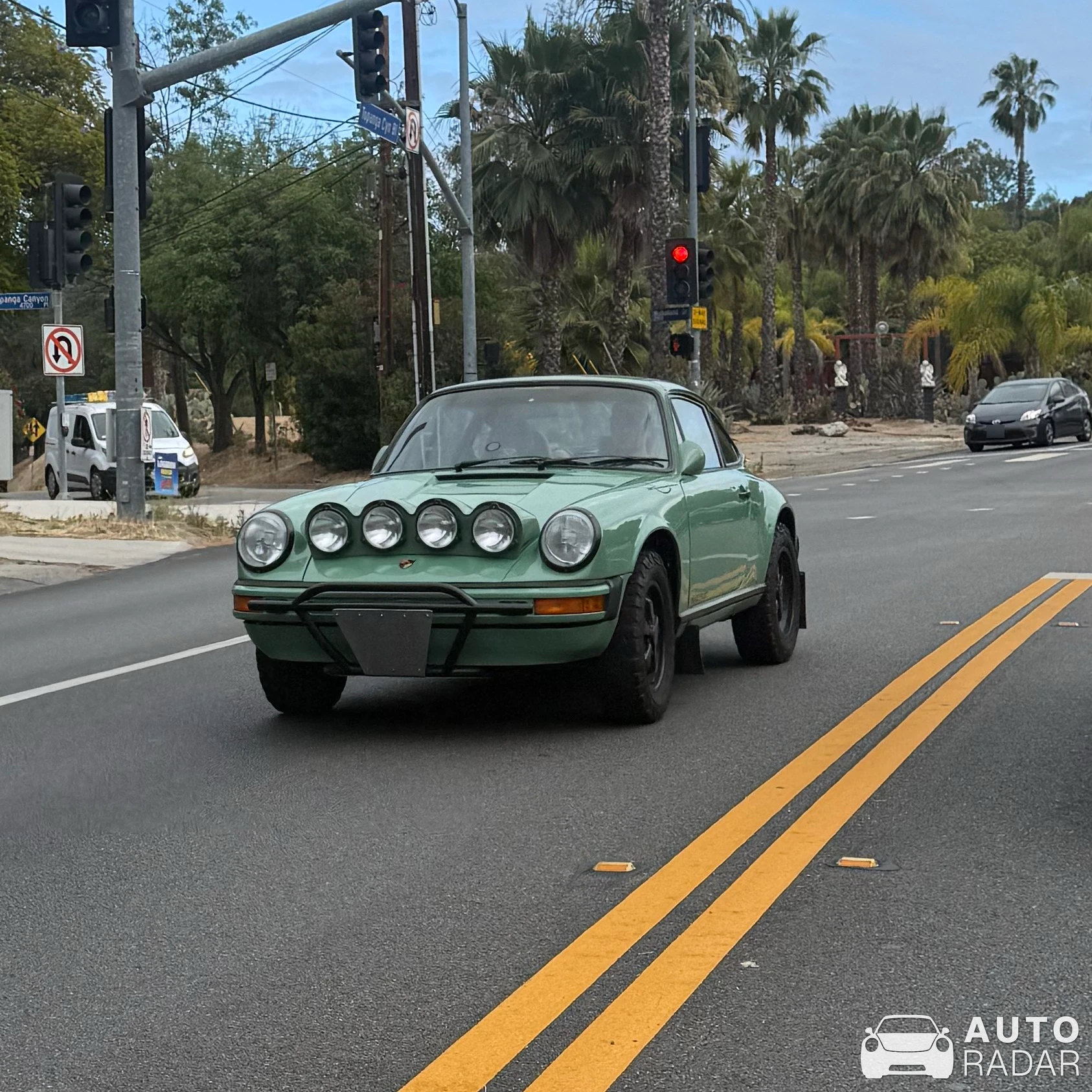 Porsche 911 Safari spotted in Los Angeles