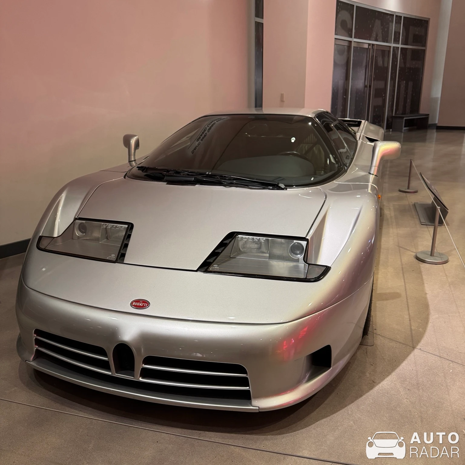 Bugatti EB110 GT spotted in Los Angeles, Соединенные Штаты Америки