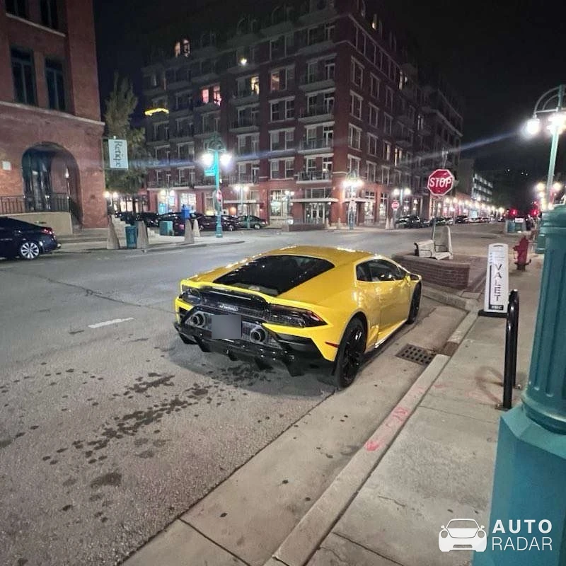 Lamborghini Huracán LP640-4 EVO spotted in West Bend