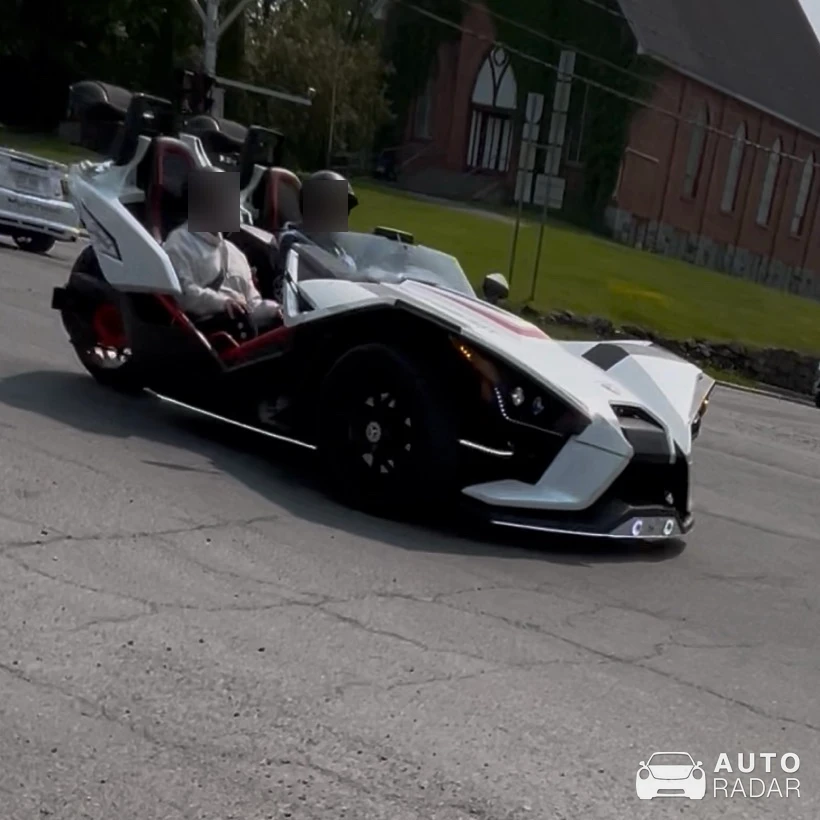 Polaris Slingshot SL spotted in Waterloo