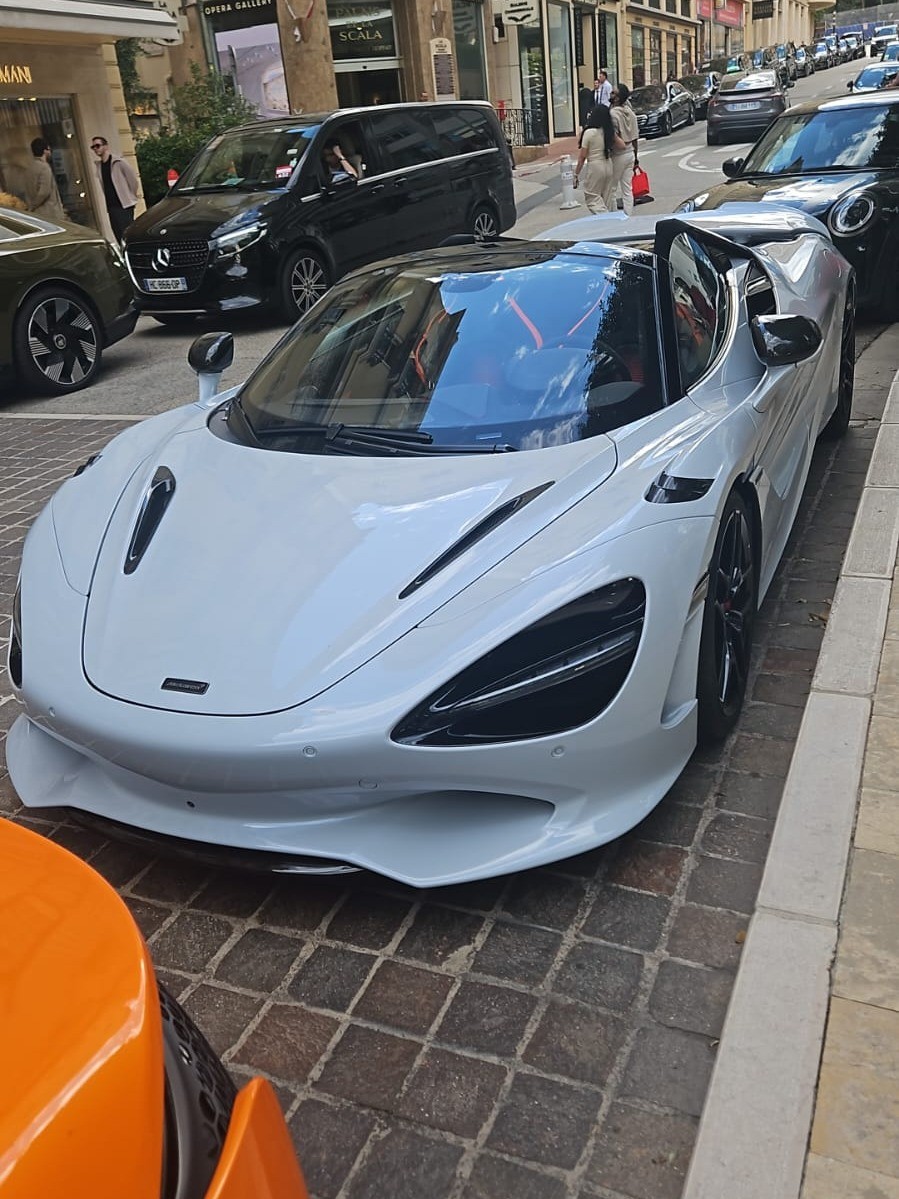 McLaren 750S