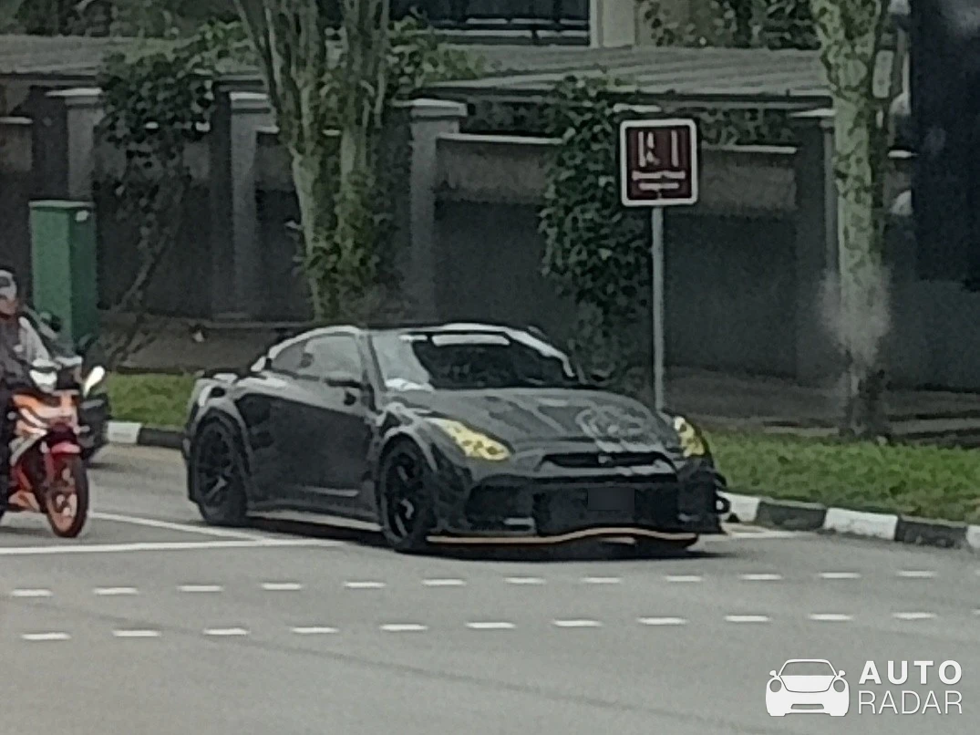 Nissan GT-R R35 Atomic spotted in Singapore