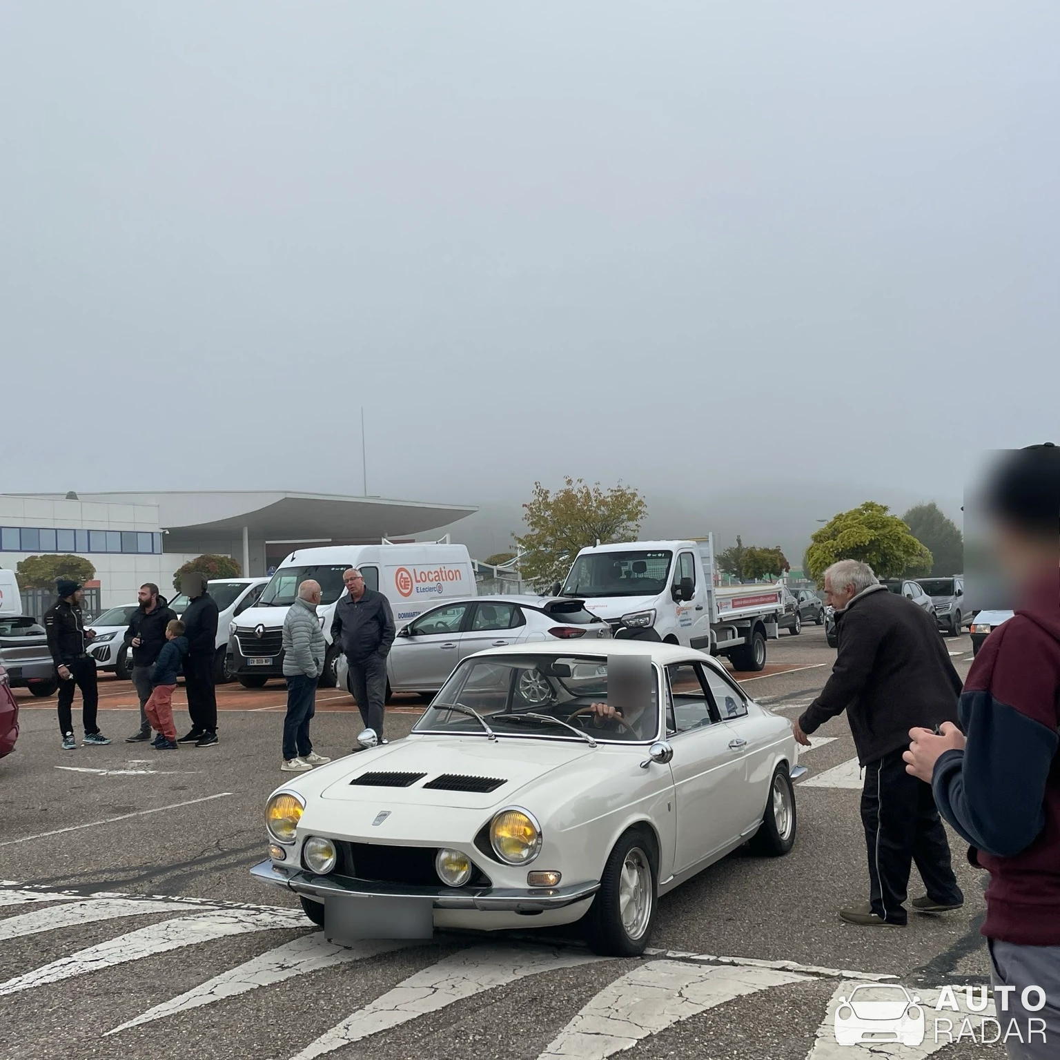 Simca 1200 spotted in Dommartin-lès-Toul