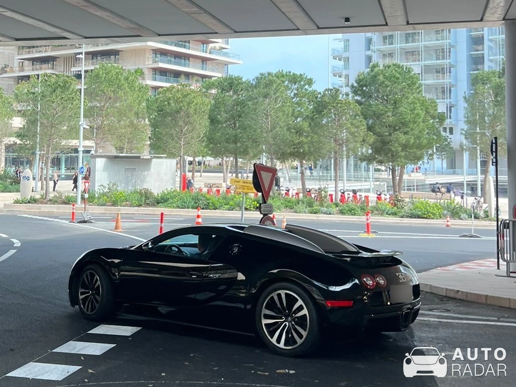 Bugatti Veyron 16.4 Sang Noir spotted in Monaco