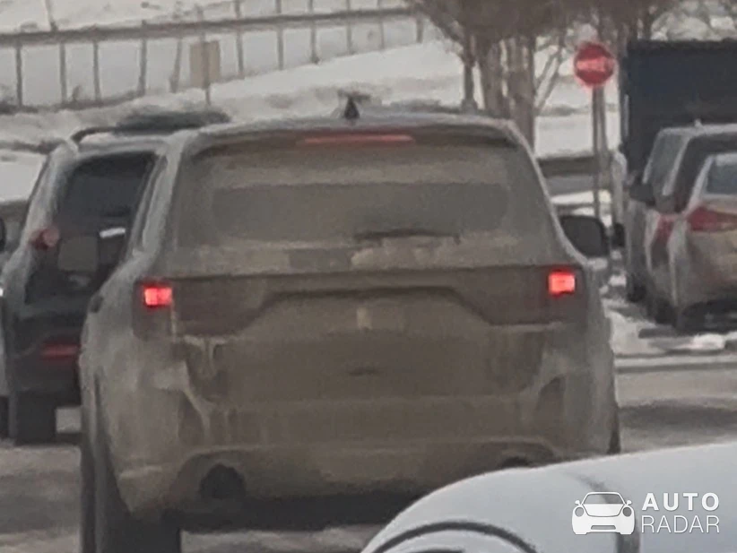 Dodge Durango SRT Hellcat spotted in Laval, Canada