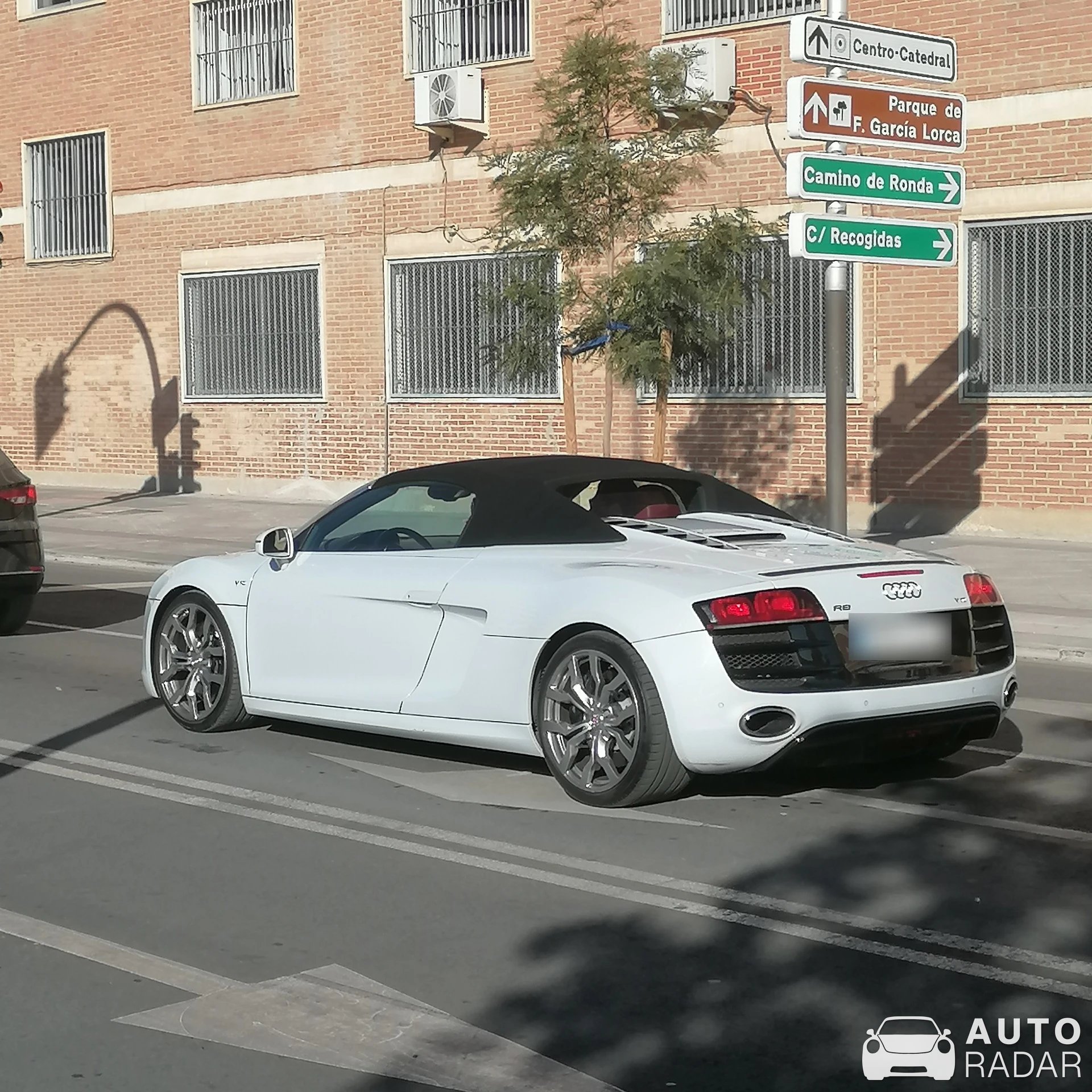 Audi R8 V10 Spyder spotted in Granada, Spain
