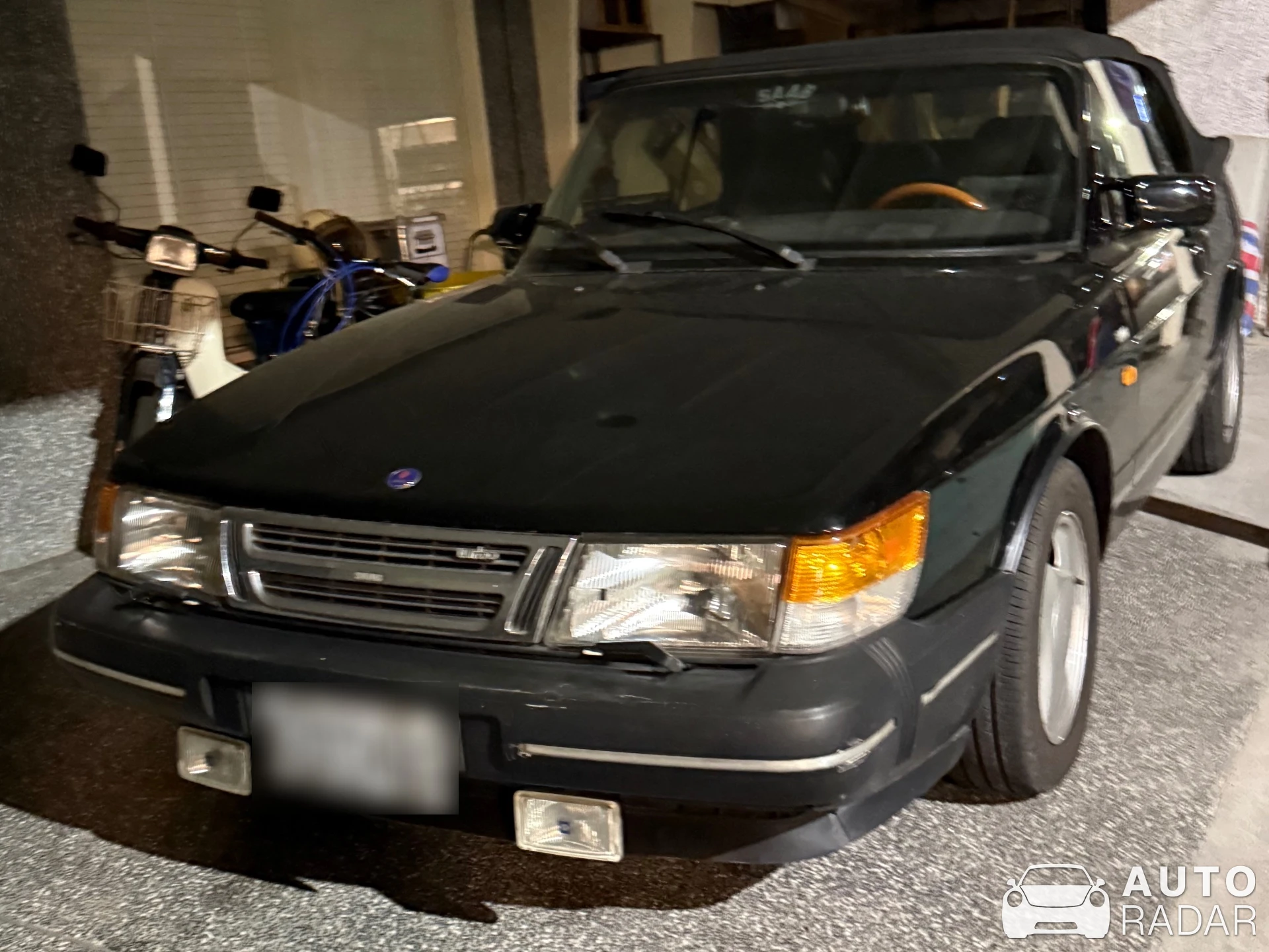 Saab 900 Cabriolet spotted in 臺北市