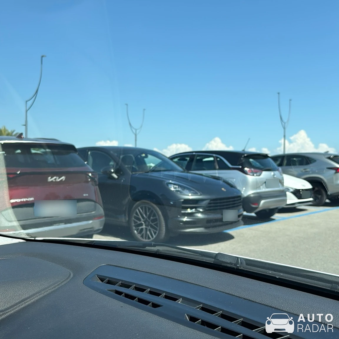 Porsche Macan spotted in Bibione