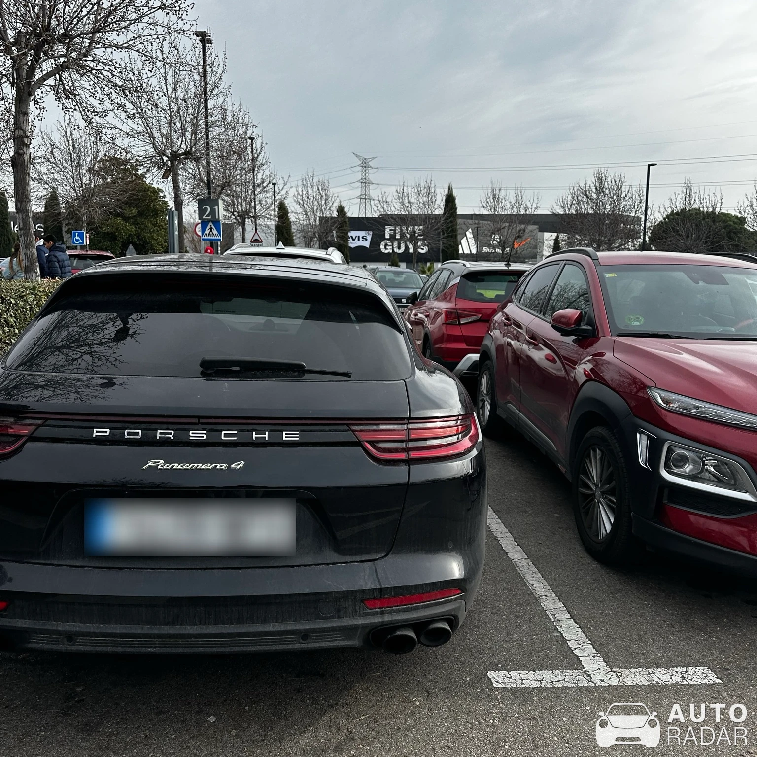 Porsche 971 Panamera 4S Sport Turismo spotted in Getafe, España