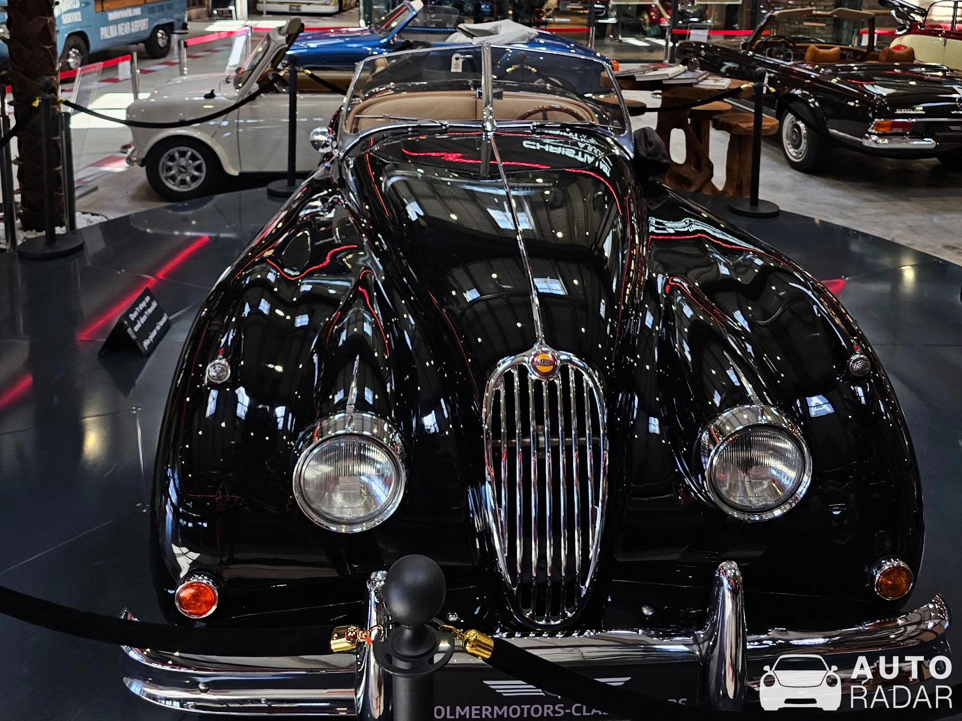 Jaguar XK140 spotted in Palma