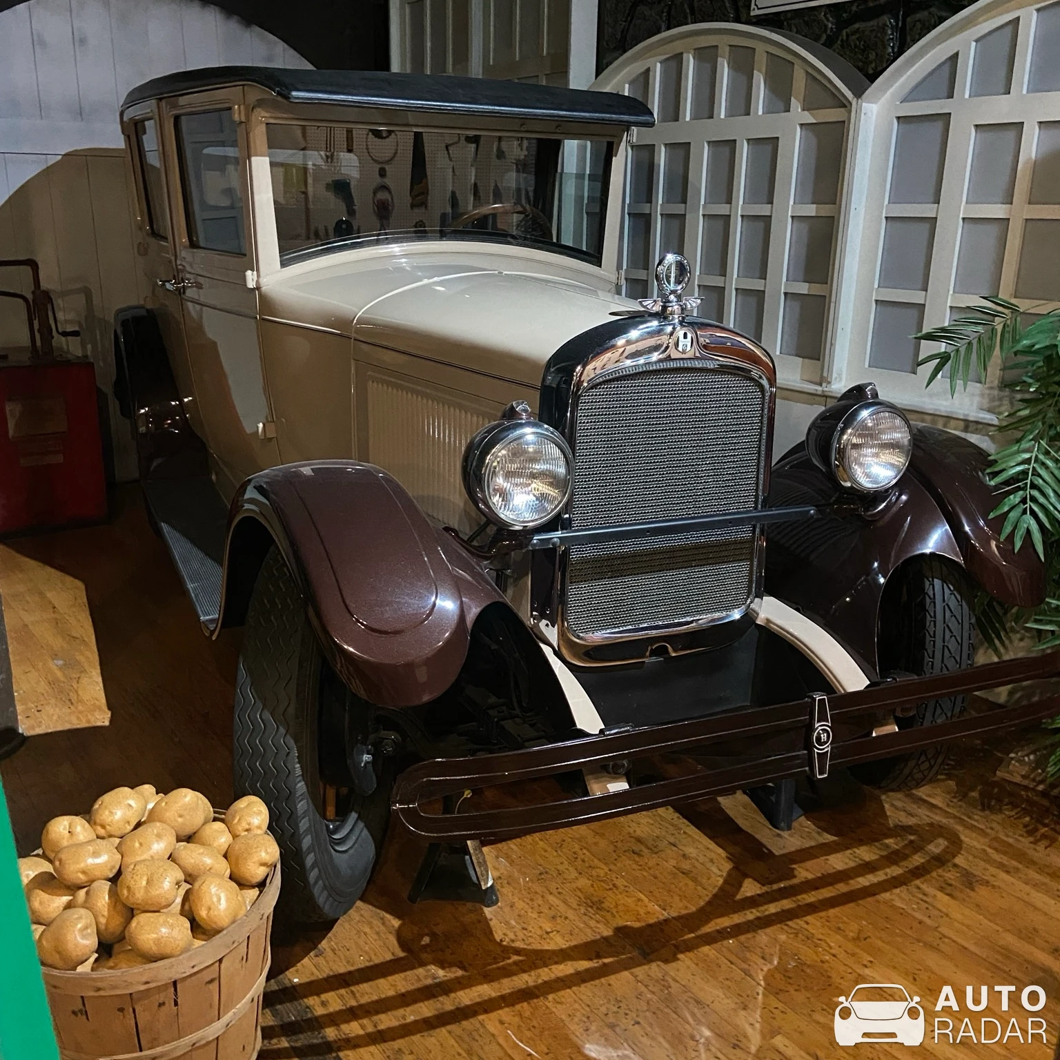 Hupmobile Series A-1 spotted in Chapin