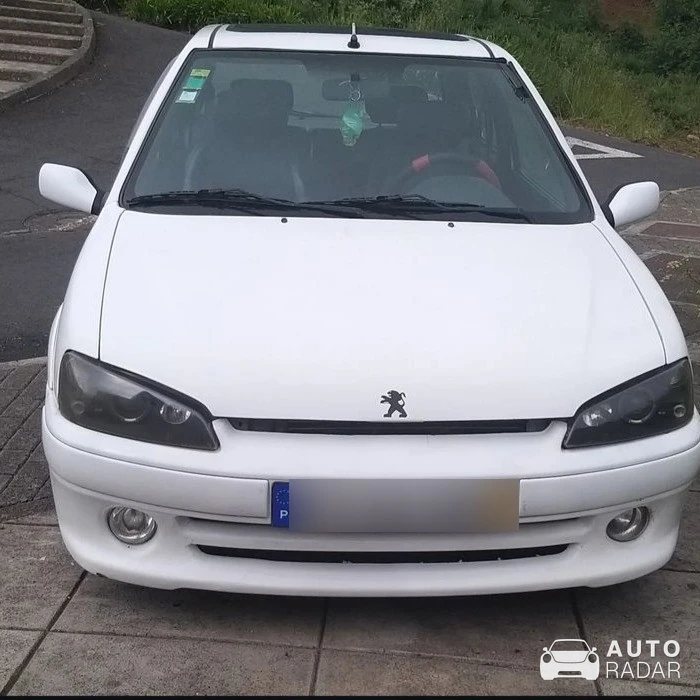 Peugeot 106 XSI spotted in Jardim da Serra, Portugal