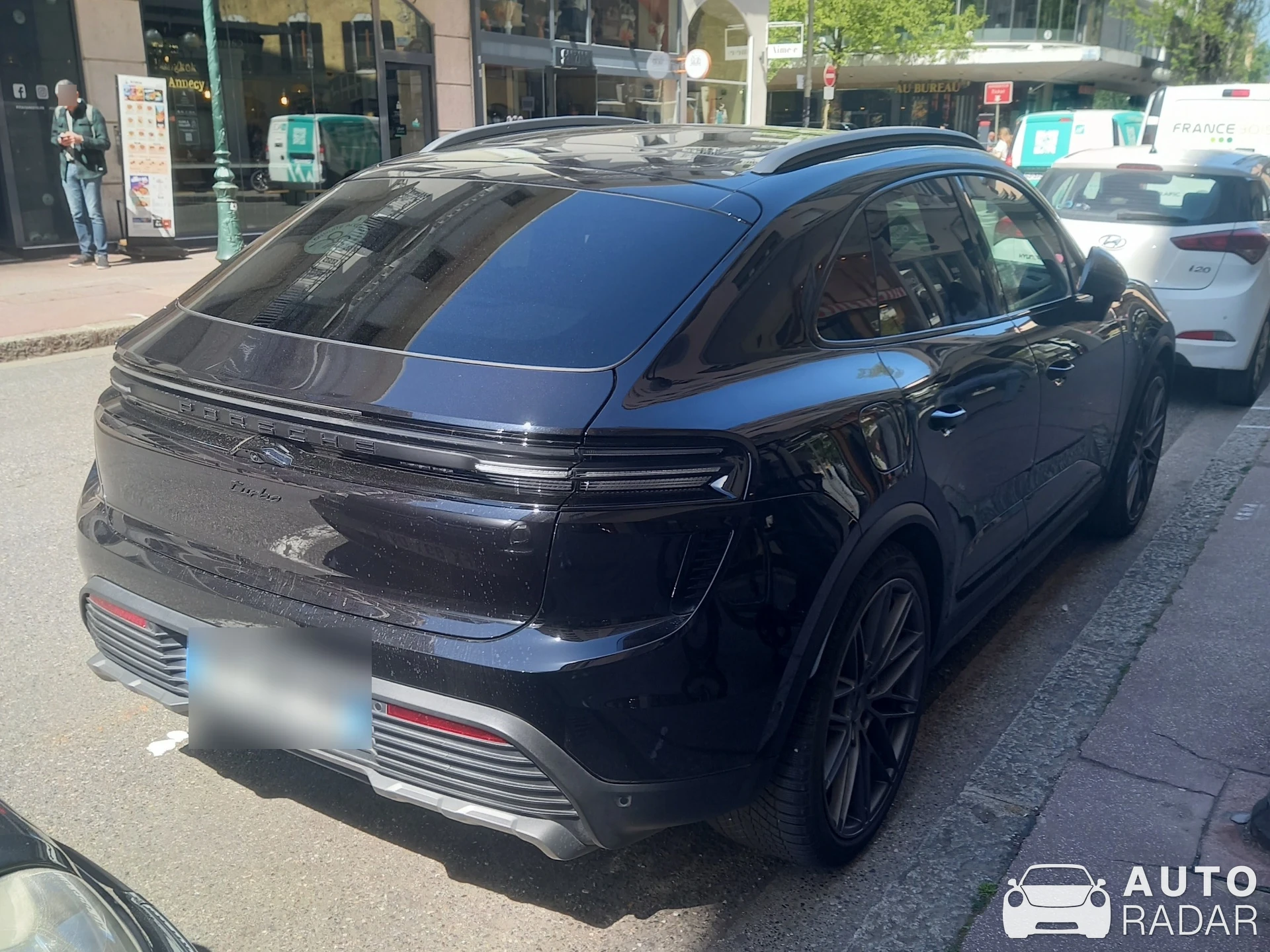 Porsche Macan EV Turbo spotted in Annecy
