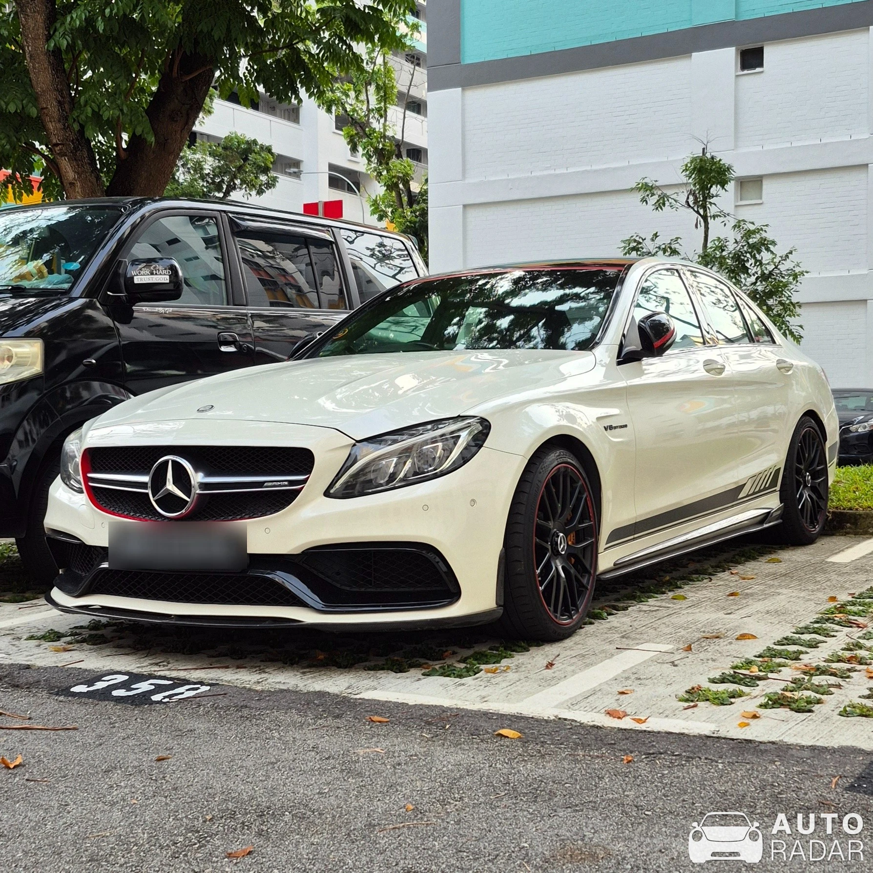 Mercedes-AMG C 63 S W205 Edition 1 spotted in Singapore